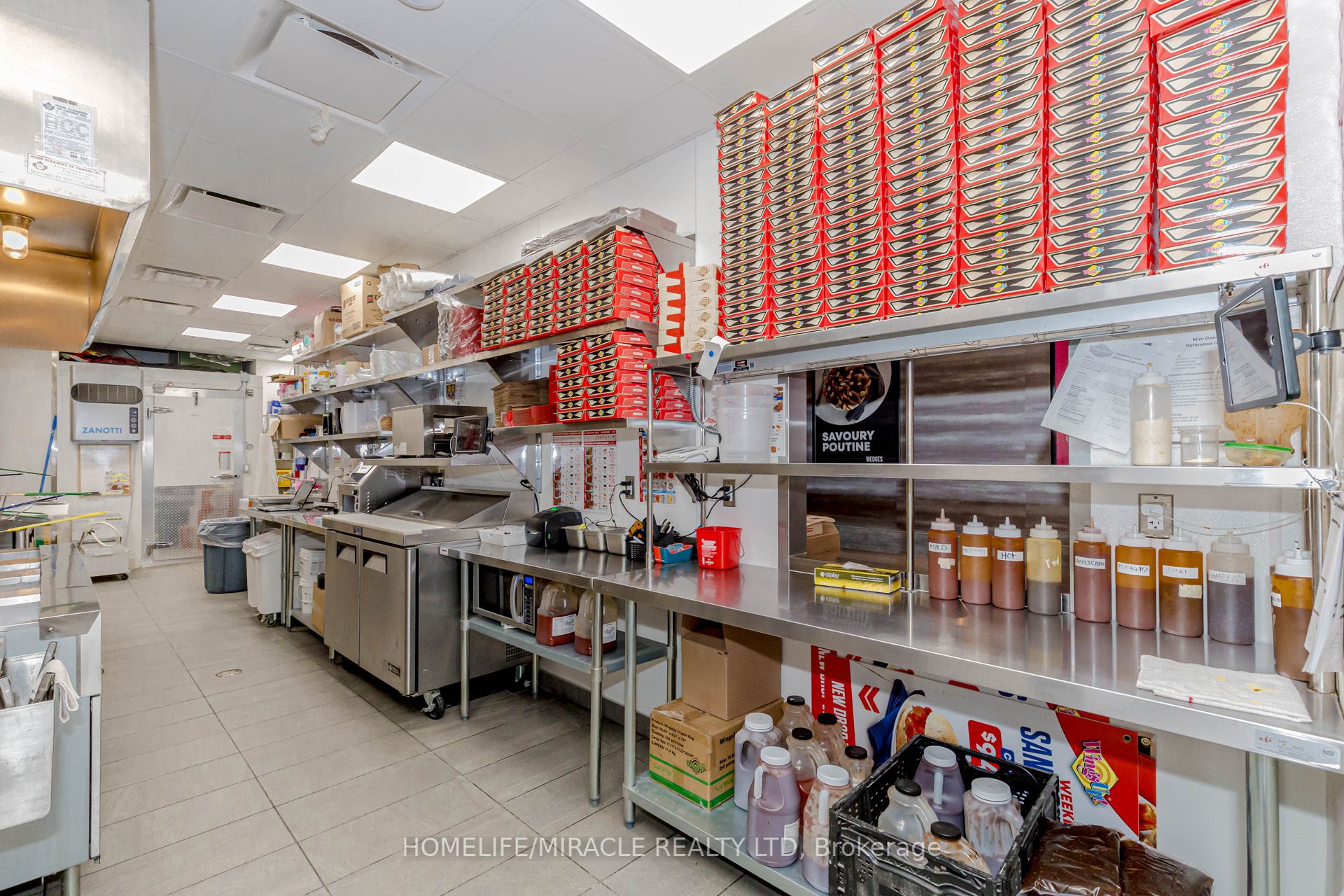 #5 - 411 Manhattan Drive Property Photo 25