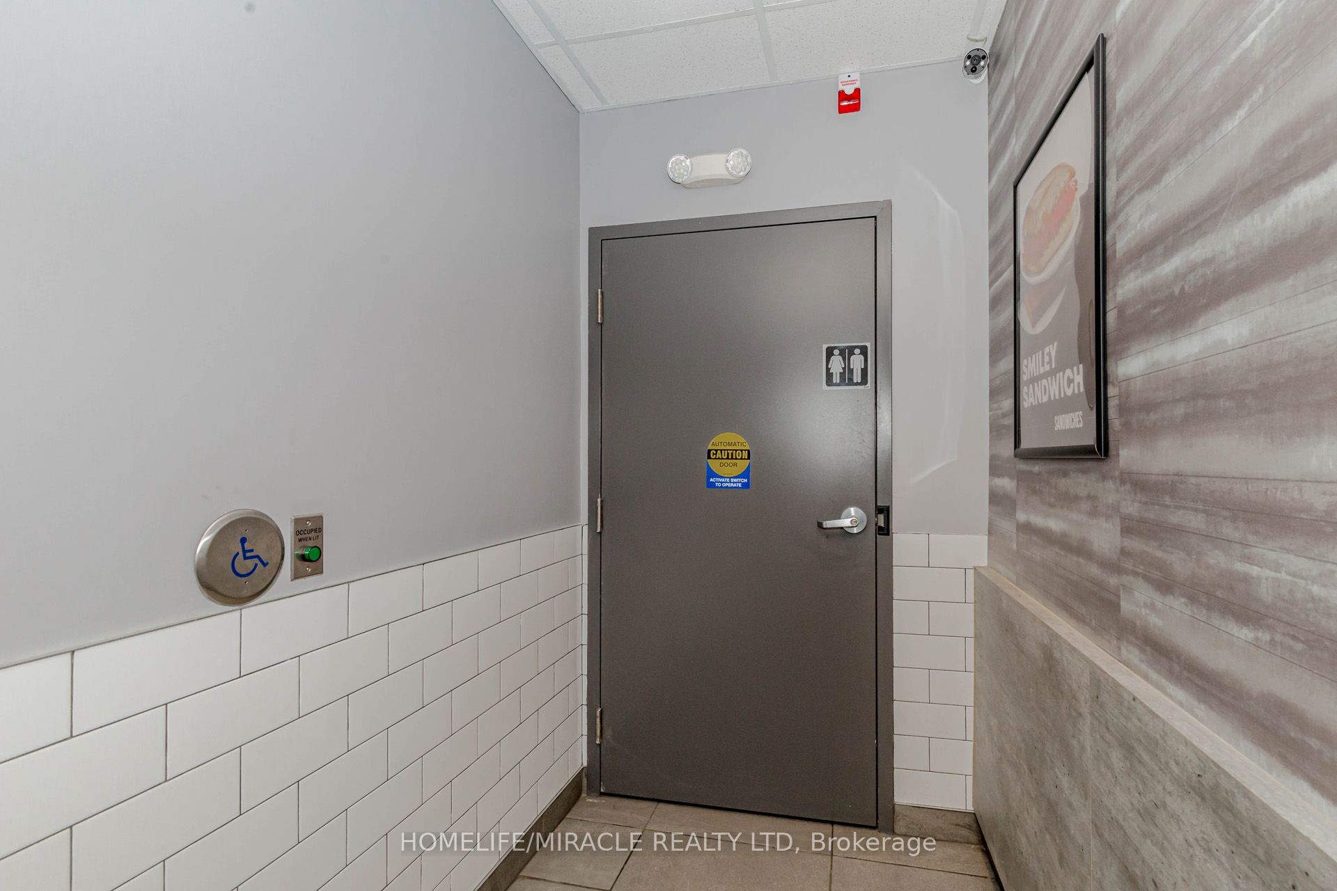 #5 - 411 Manhattan Drive Property Photo 44