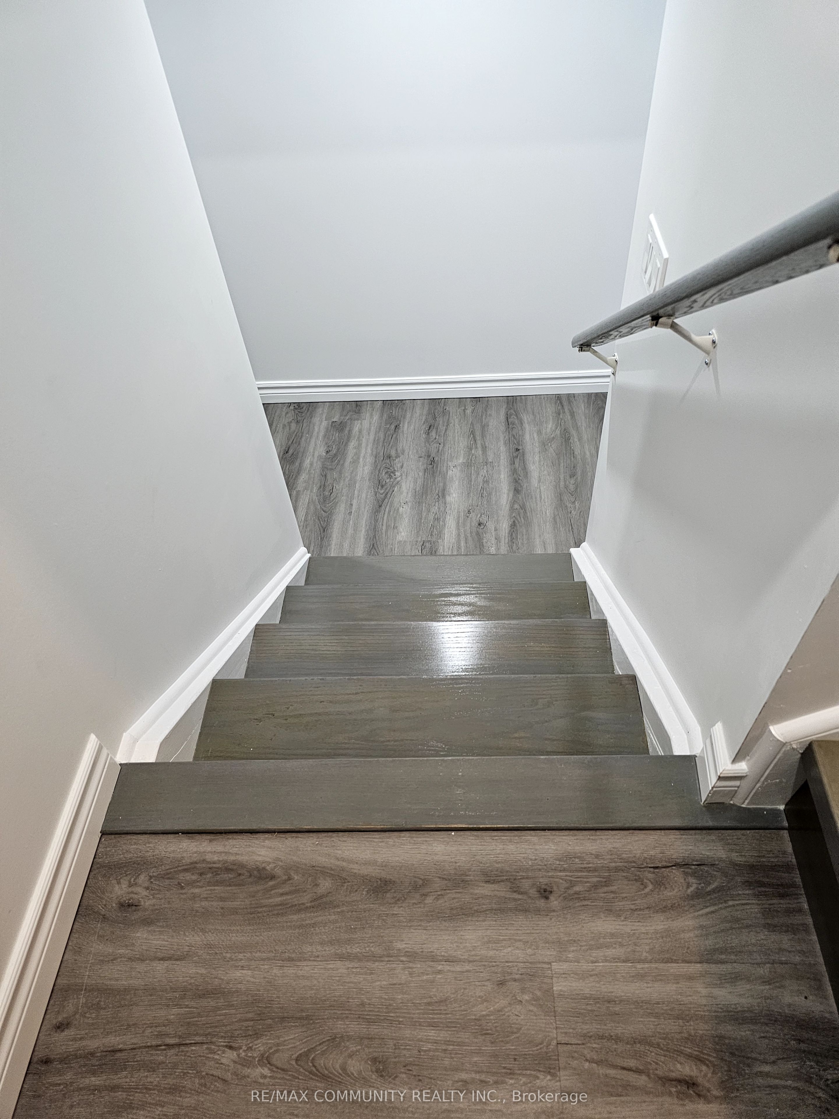 32 Liam Lane Basement Property Photo 12