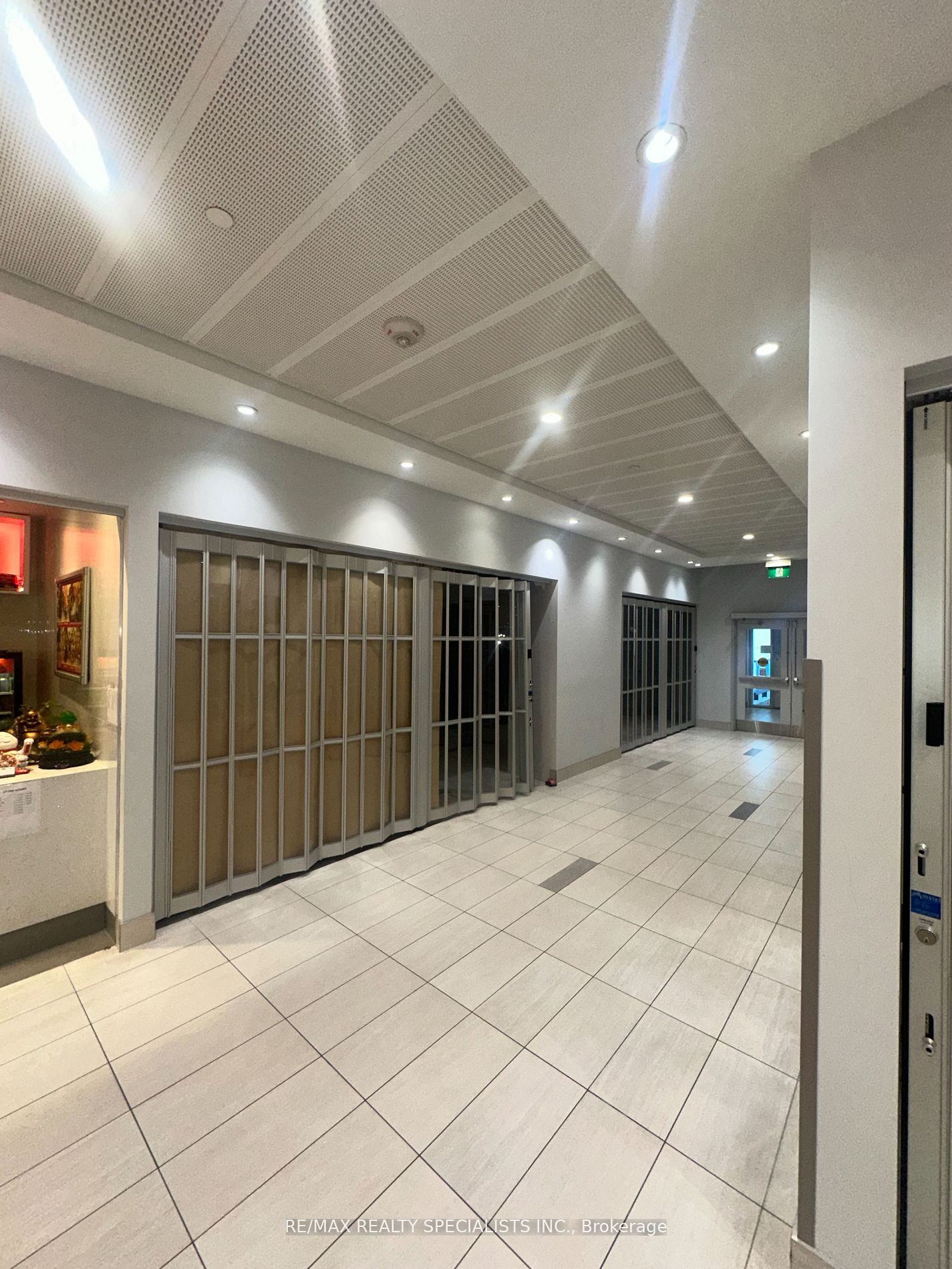 #247 - 7777 Weston Road Property Photo 1