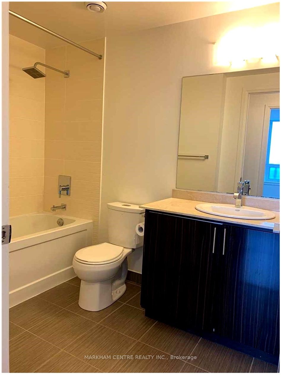 7171 Yonge Street 1805 Property Photo 11