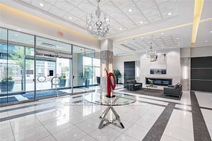 7171 Yonge Street 1805 Property Photo 19