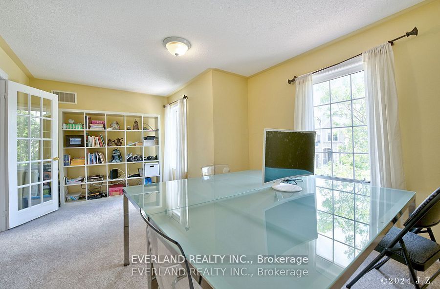 12 Ferretti Street Property Photo 19