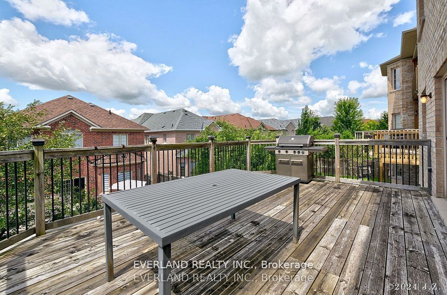 12 Ferretti Street Property Photo 36