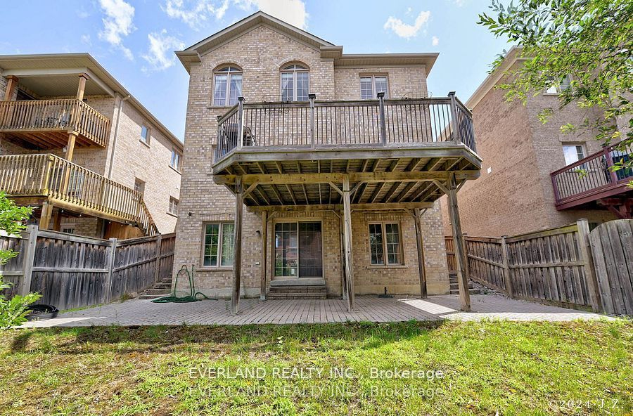 12 Ferretti Street Property Photo 38