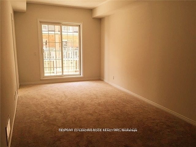 33 Ormerod Lane S Property Photo 7