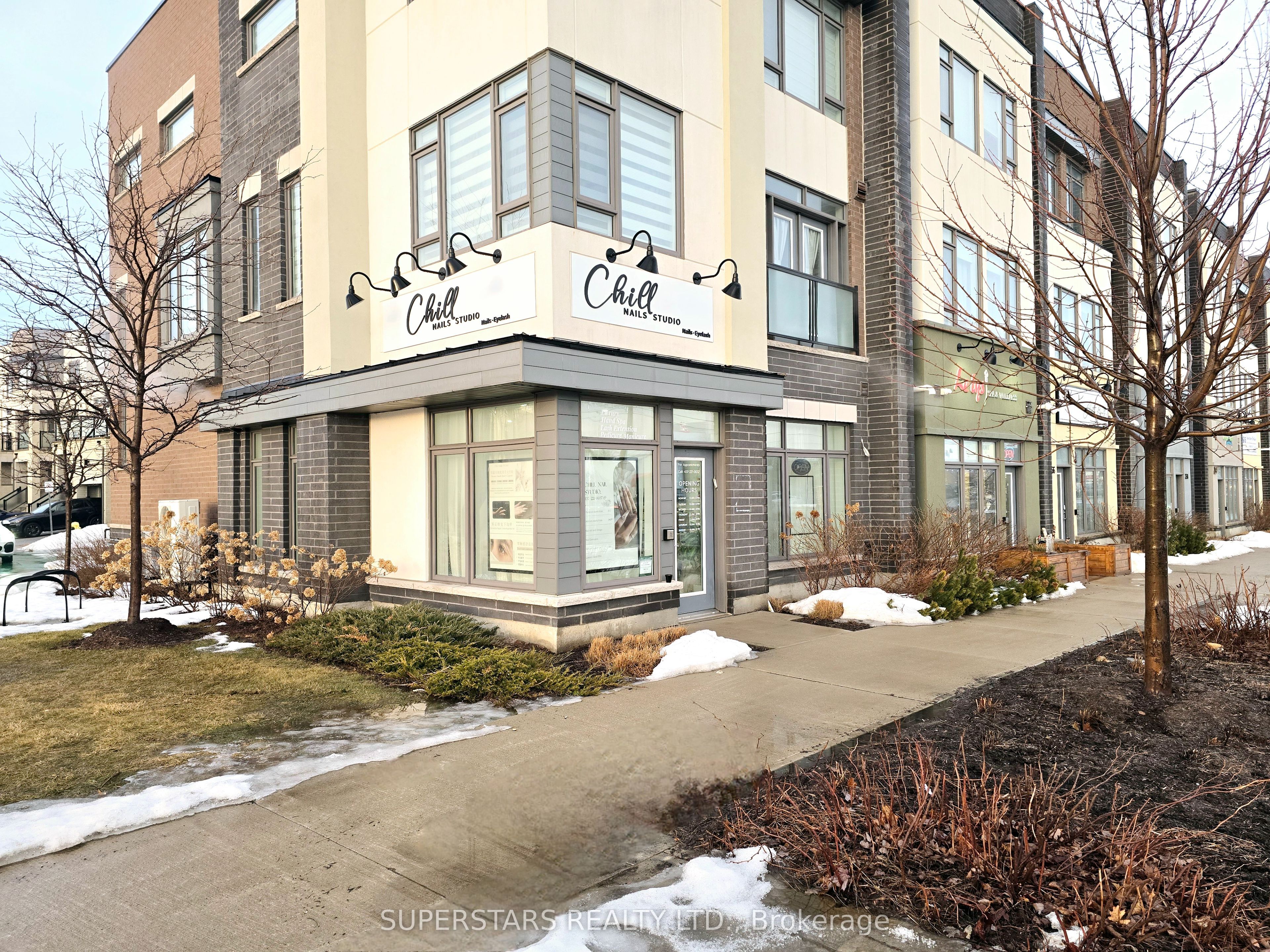 352 John Street Property Photo 11