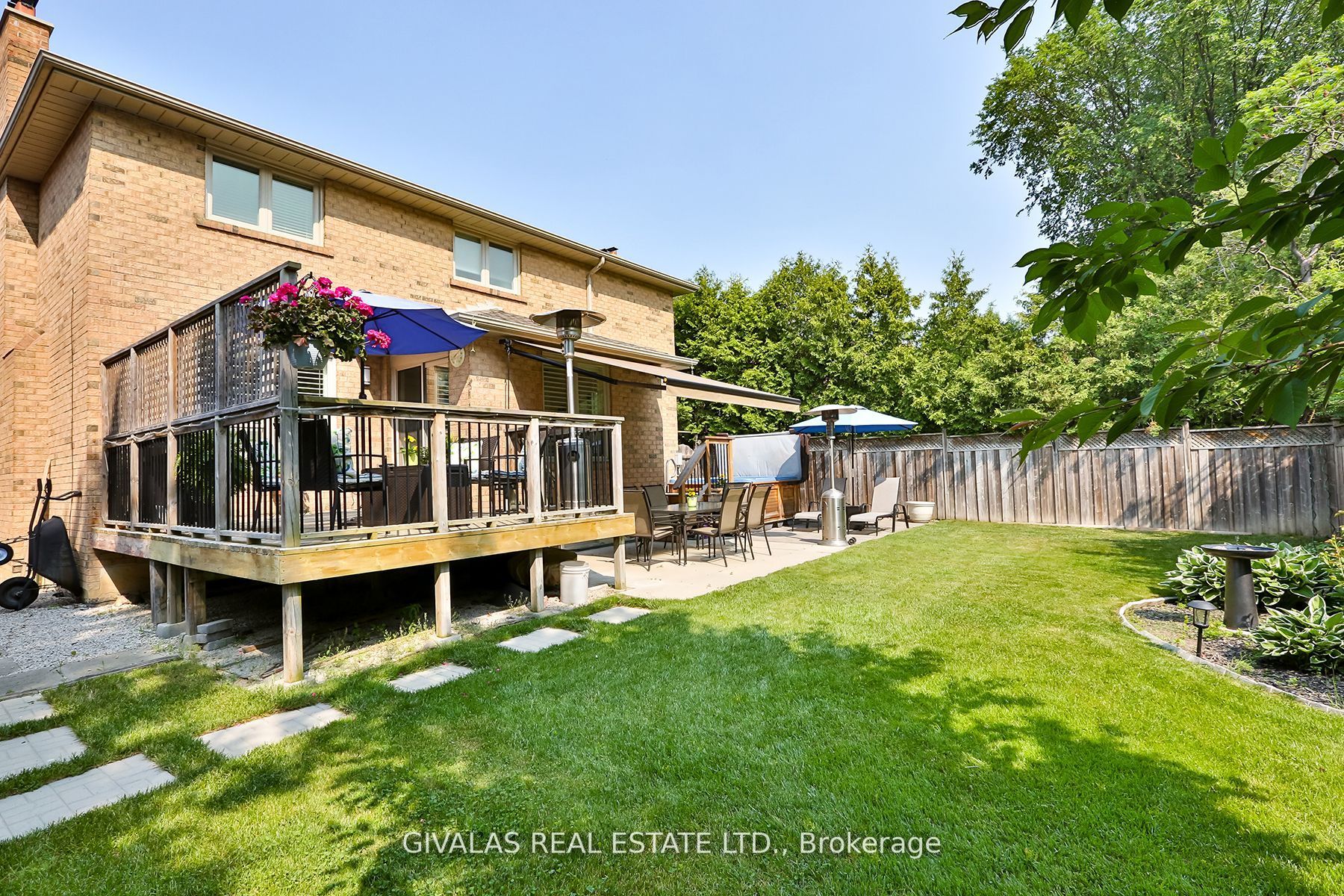 25 Sala Drive Property Photo 40