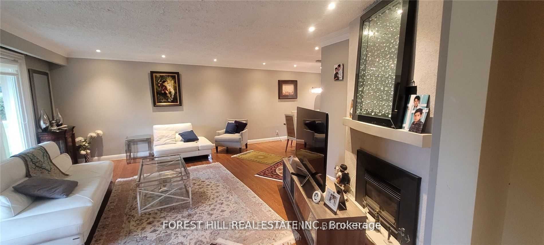 9 Vistaview Boulevard Property Photo 8
