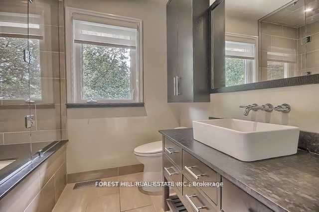 9 Vistaview Boulevard Property Photo 20