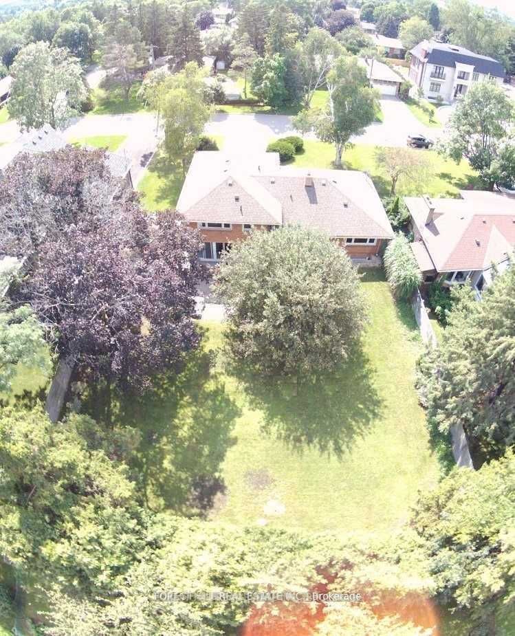 9 Vistaview Boulevard Property Photo 23