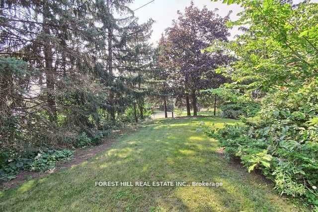 73 Riverside Boulevard Property Photo 3