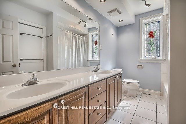 73 Riverside Boulevard Property Photo 16