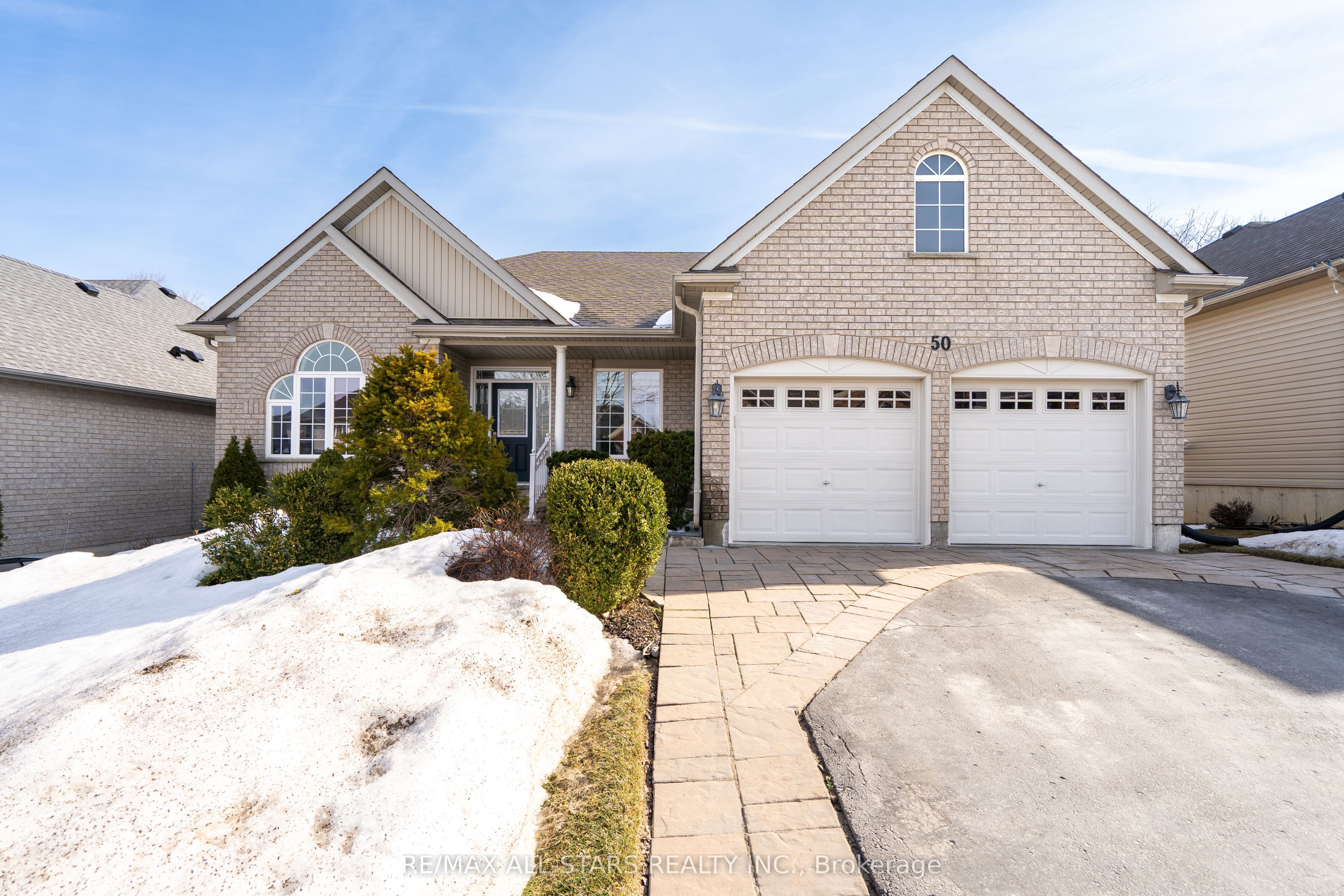 50 Oakside Drive Property Photo