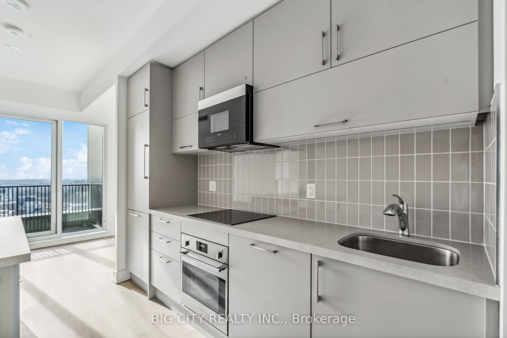 #2301 - 38 Andre De Grasse Street Property Photo 5