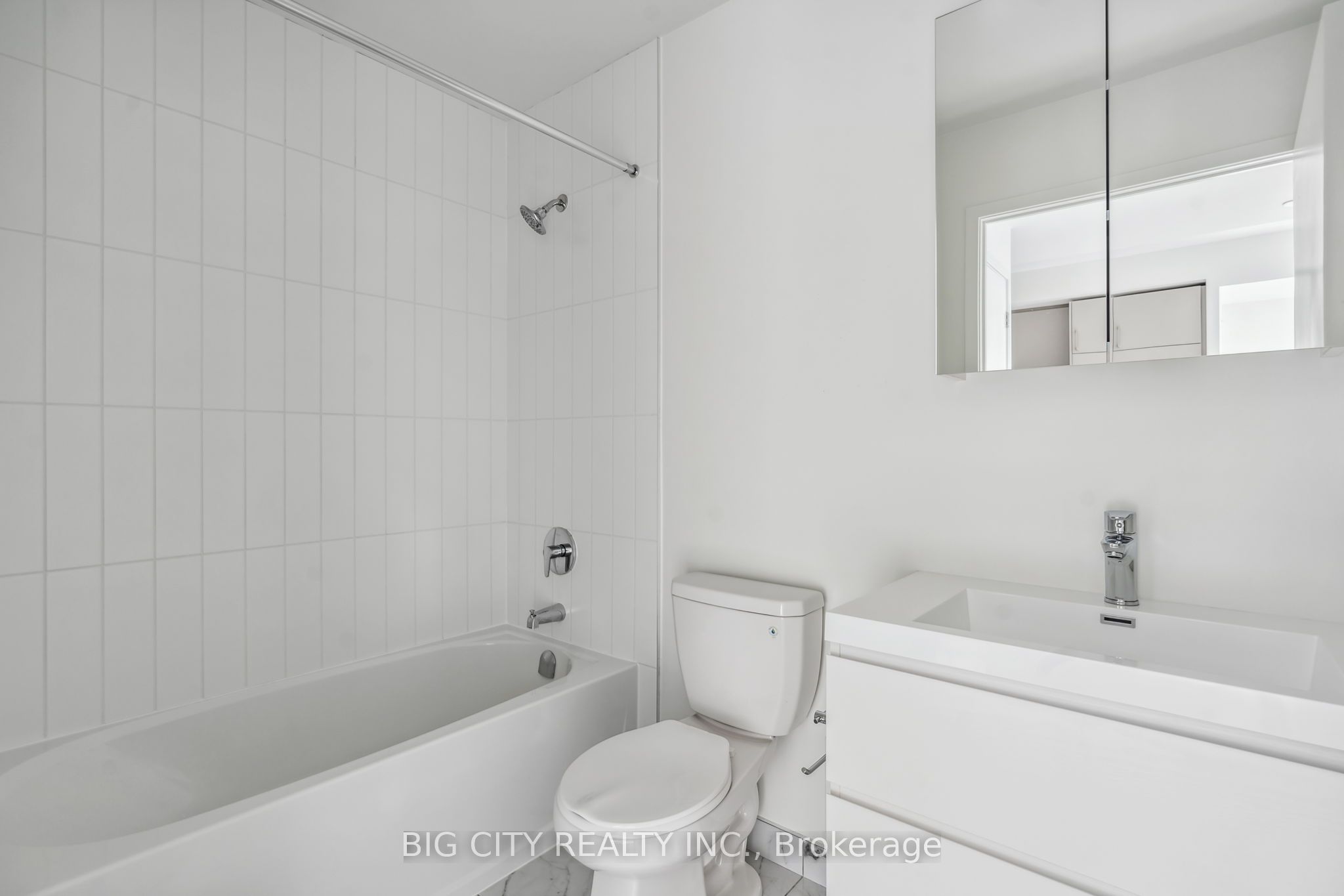 #2301 - 38 Andre De Grasse Street Property Photo 12