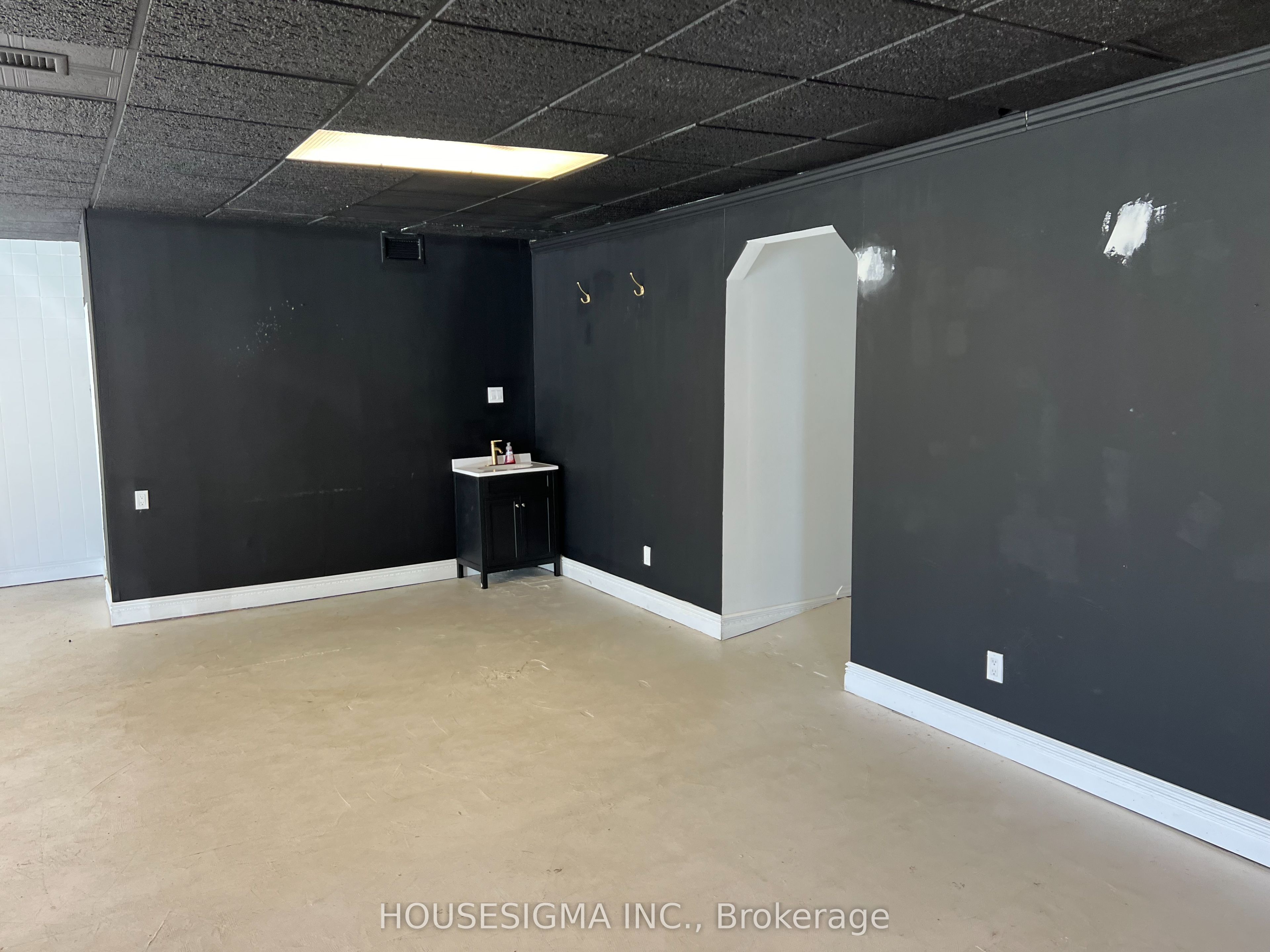 111 High Street Property Photo 10