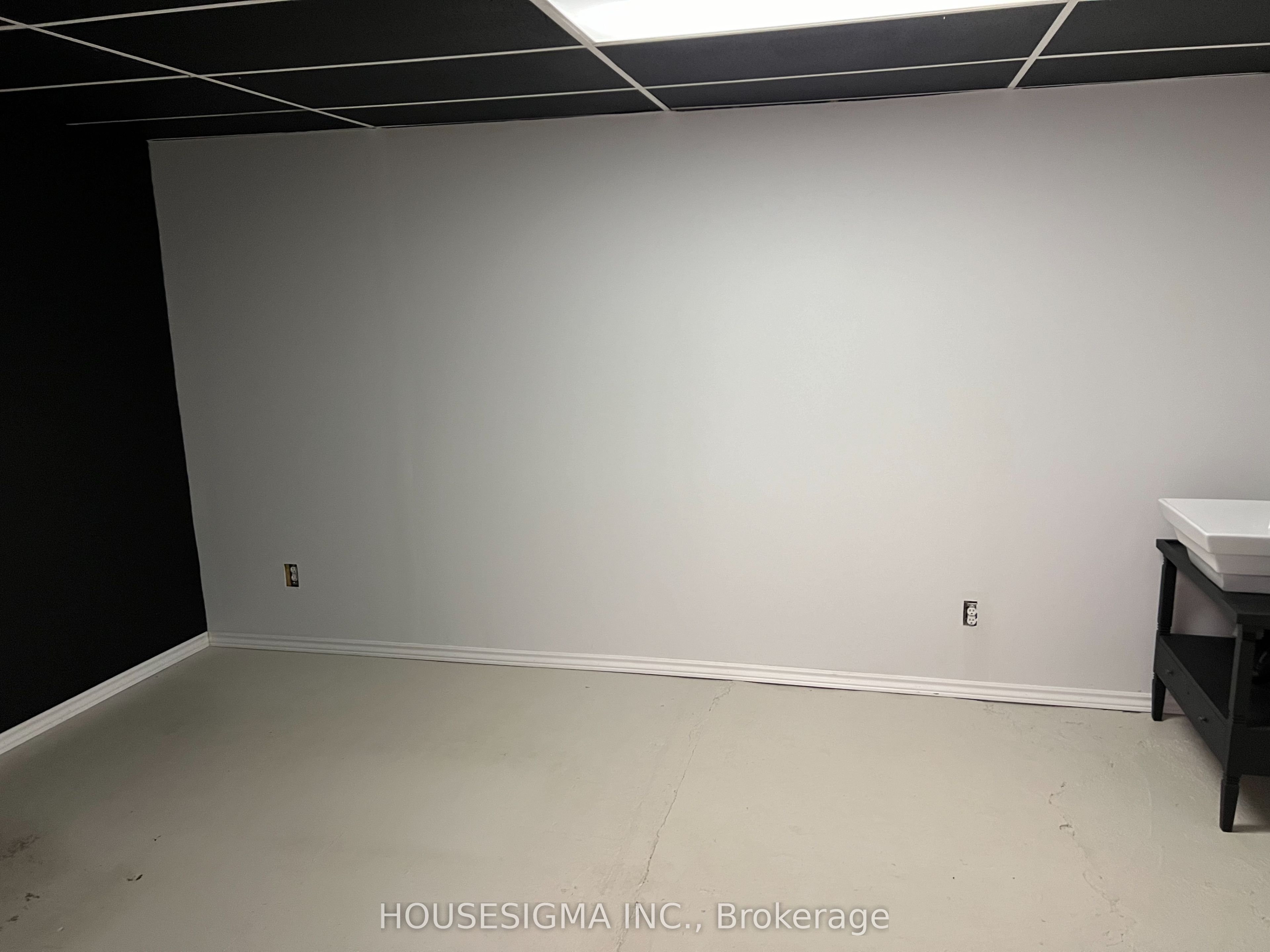111 High Street Property Photo 18