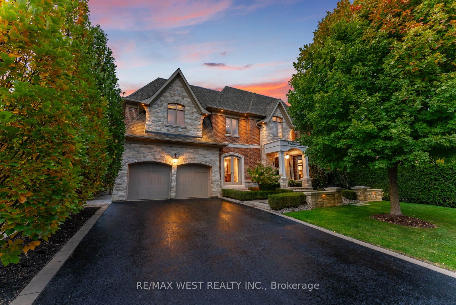 6 Weller Cres Property Photo