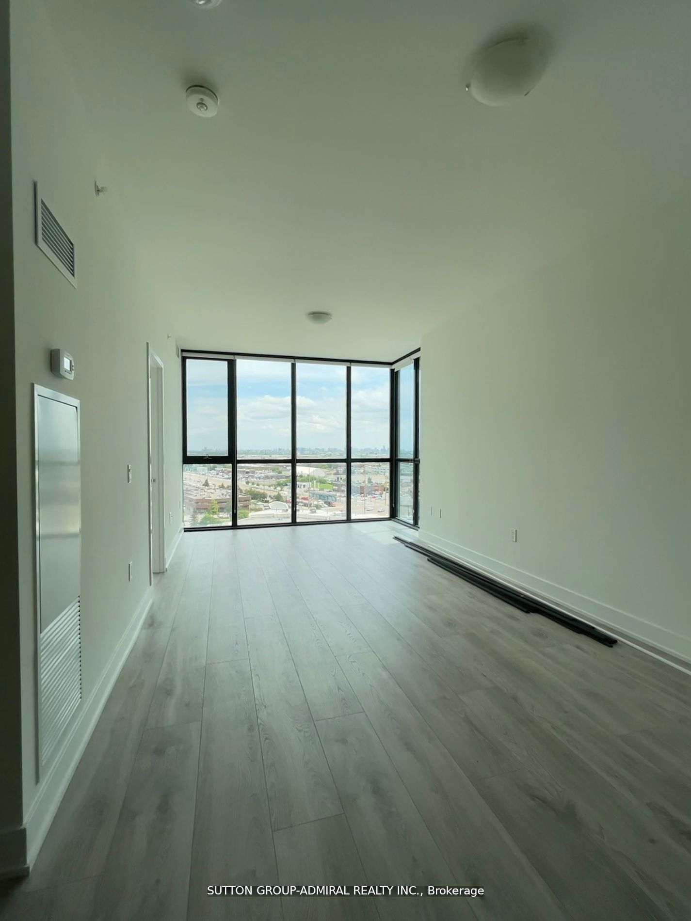 #1101 - 2908 Highway 7 Property Photo 2