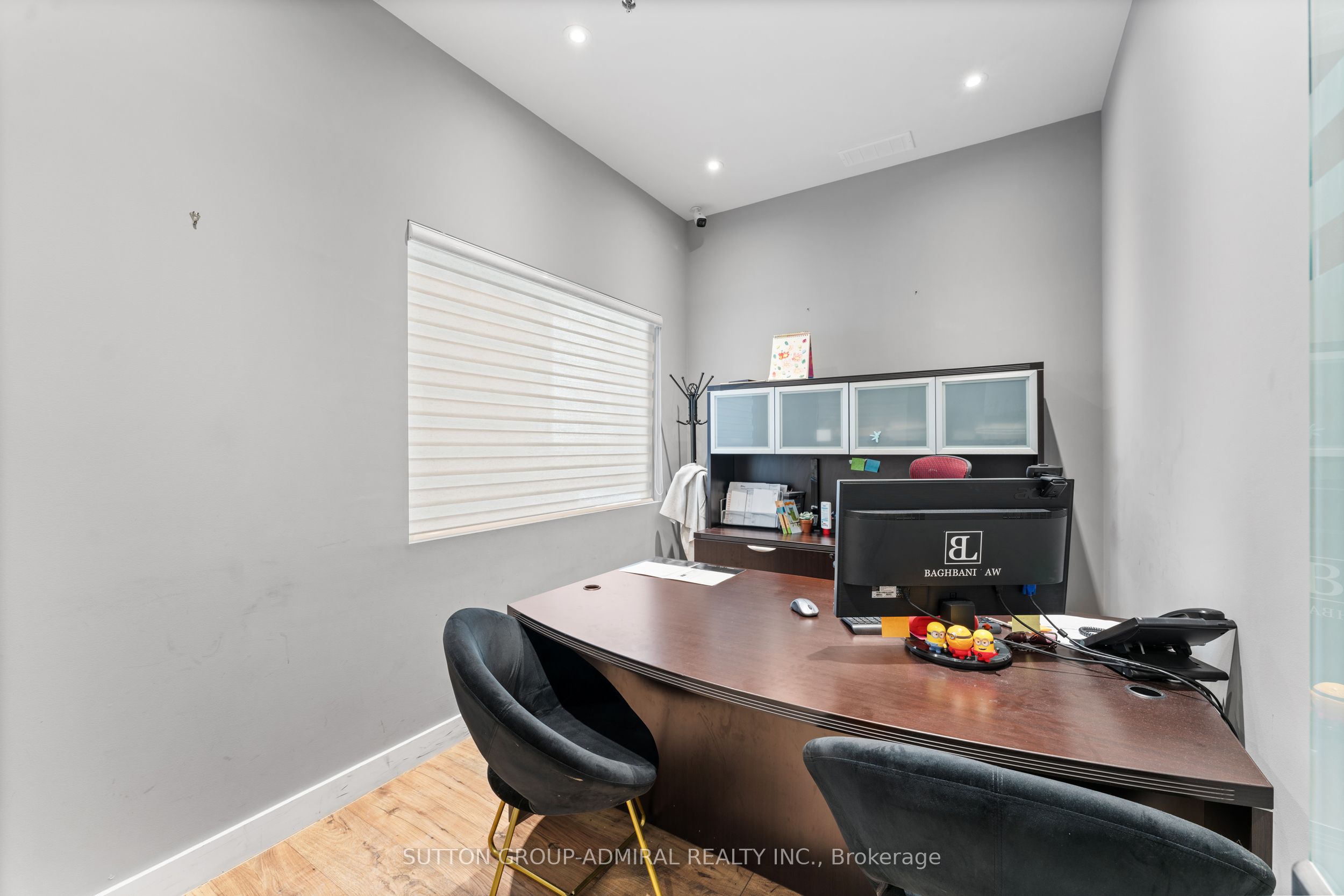 #101 - 10376 Yonge Street Property Photo 6
