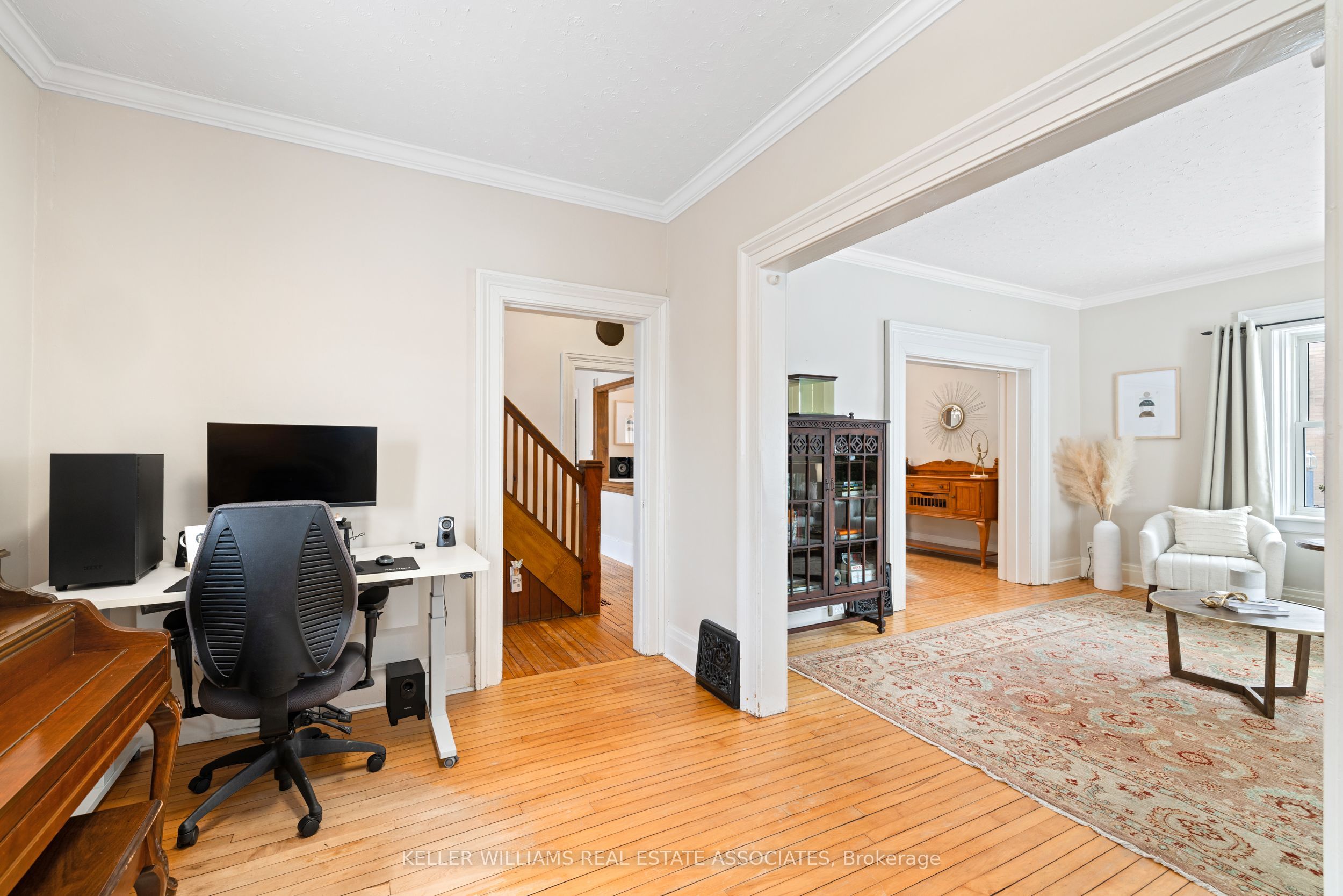 1379 Killarney Beach Road Property Photo 8