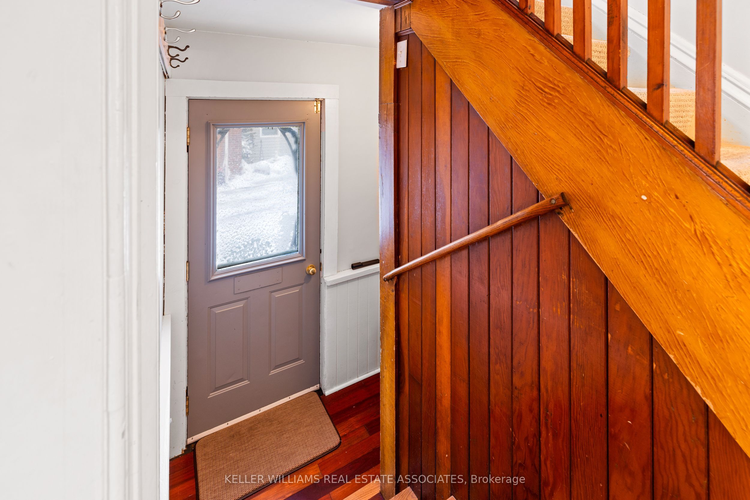 1379 Killarney Beach Road Property Photo 34