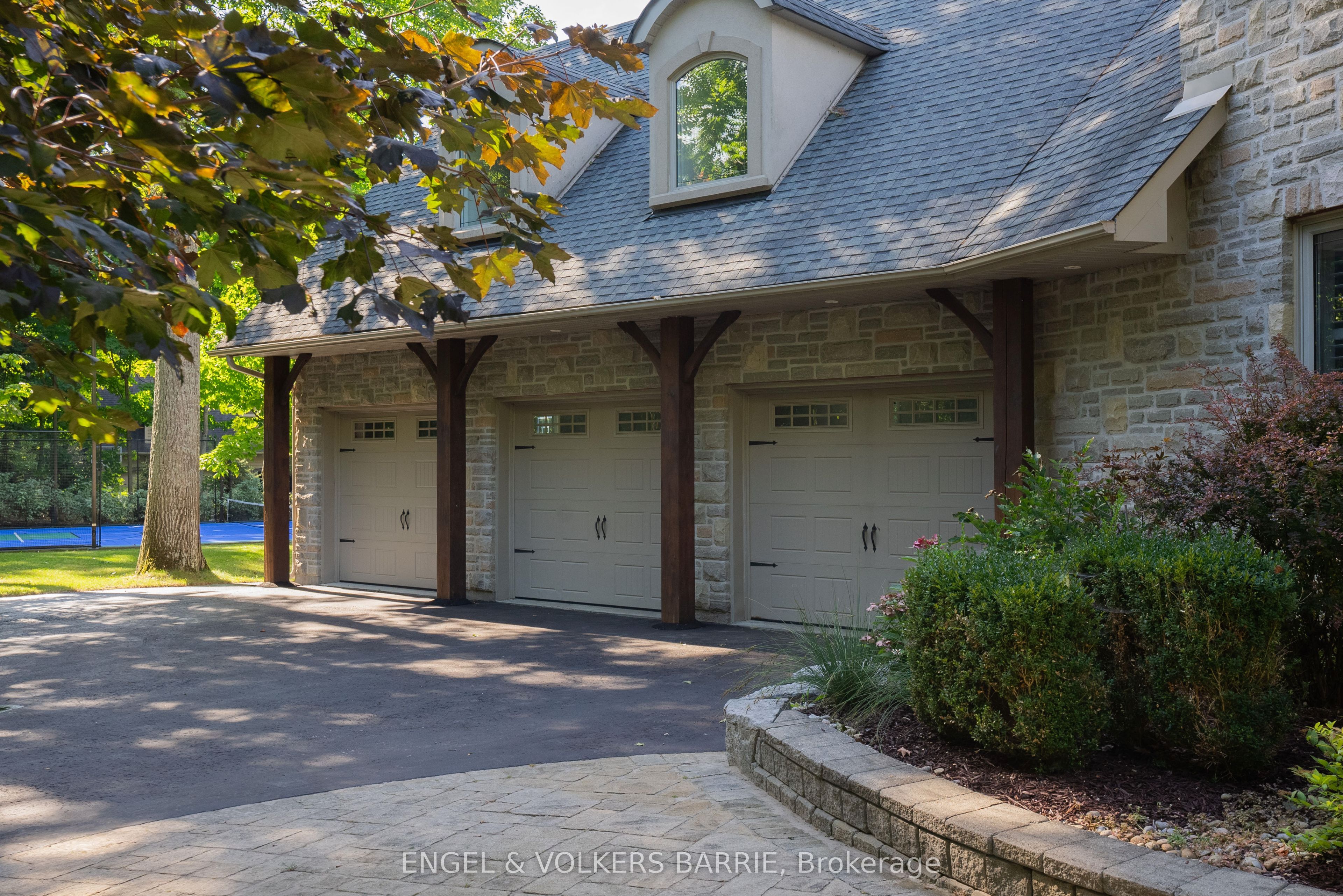 1220 Shoreview Drive Property Photo 7