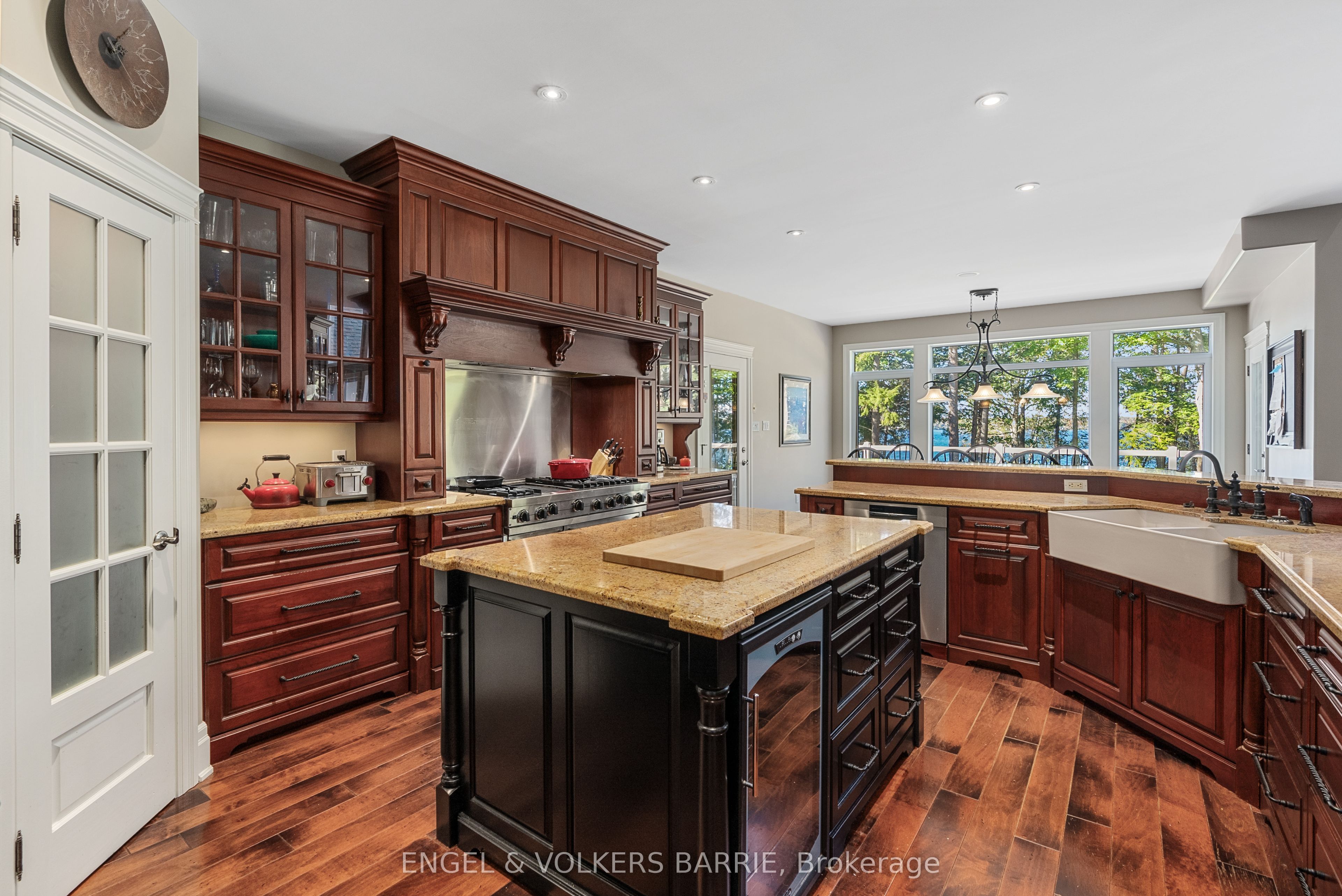 1220 Shoreview Drive Property Photo 17