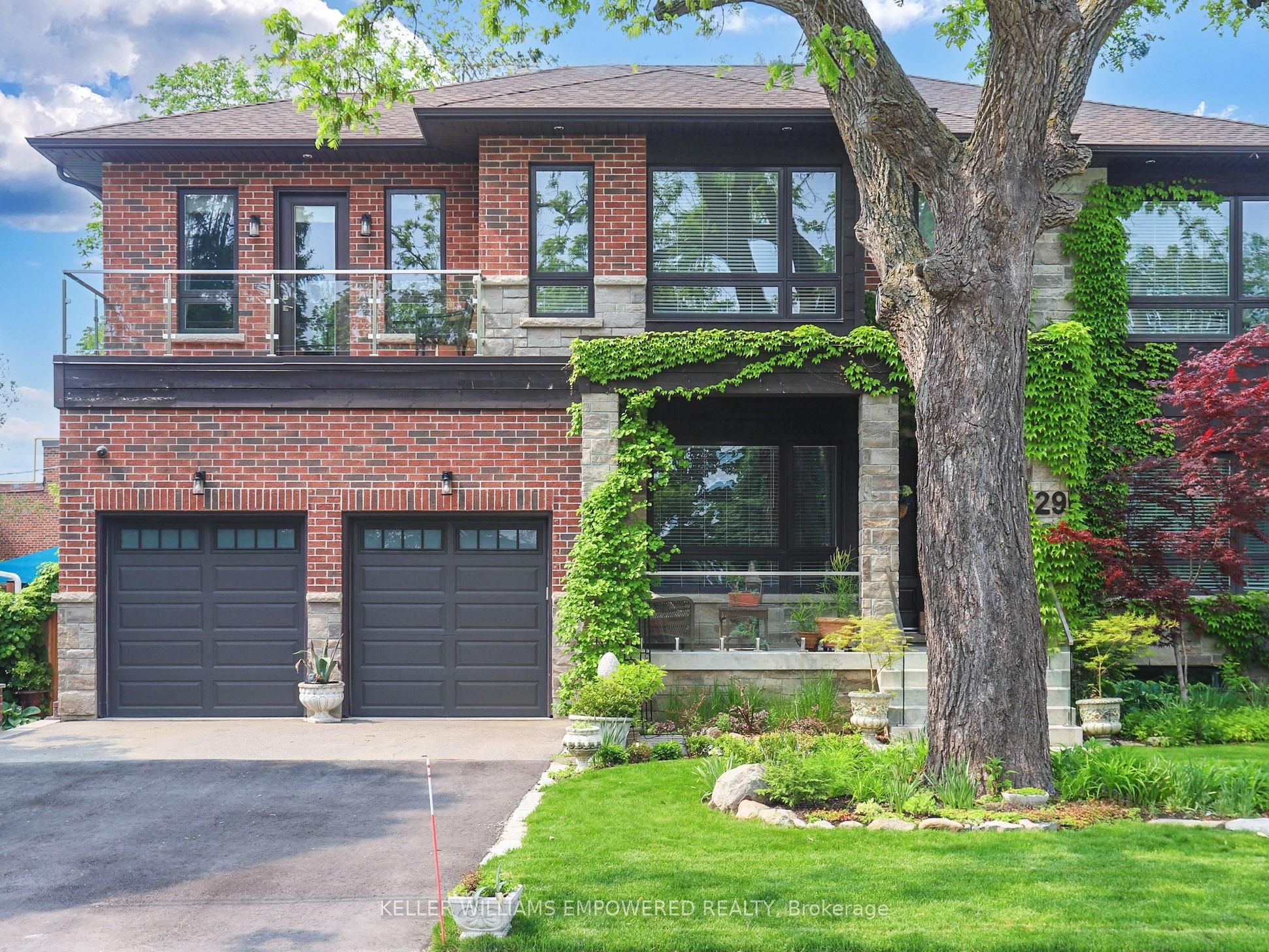 29 Bedford Park Avenue Property Photo 1