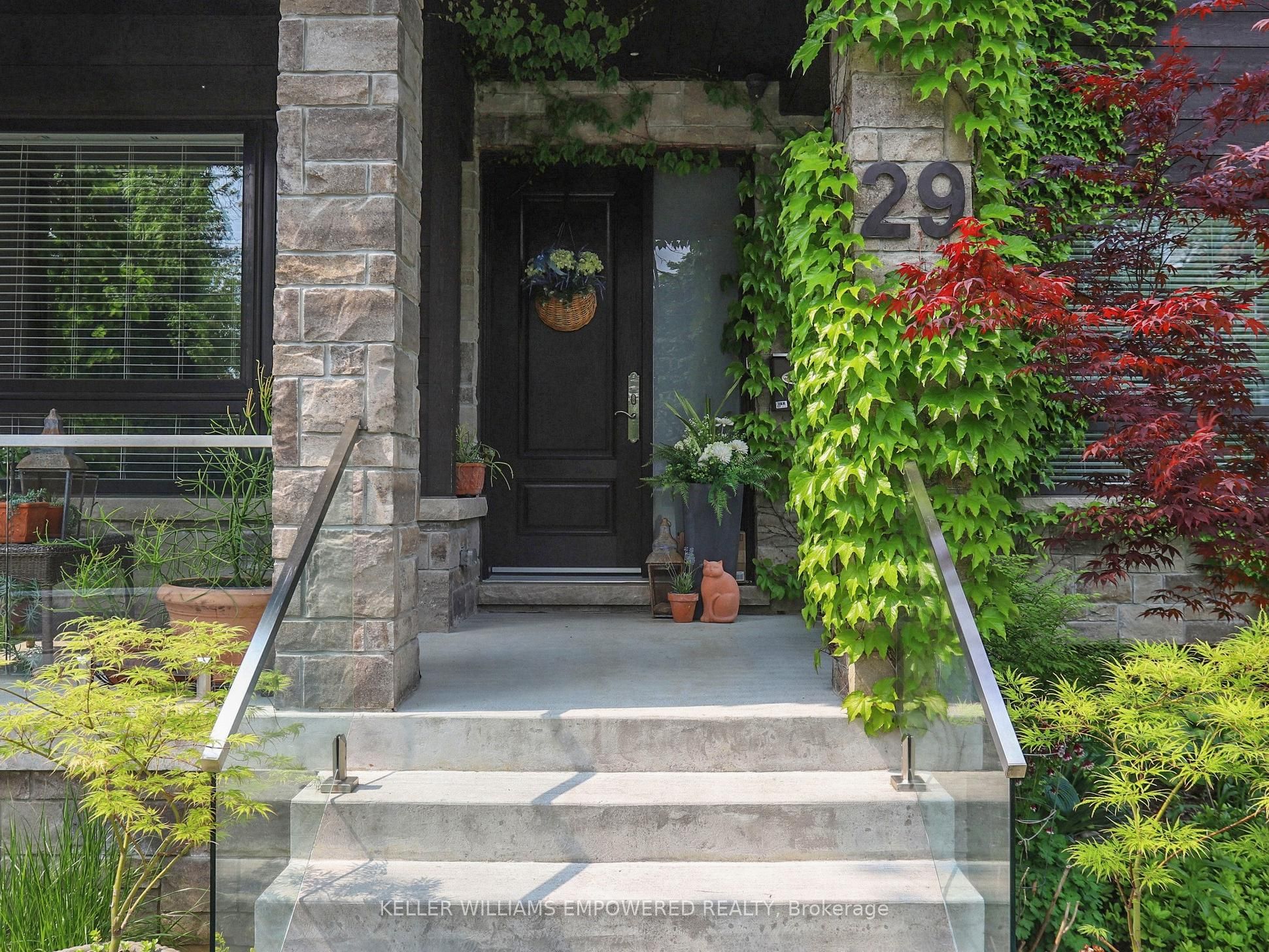 29 Bedford Park Avenue Property Photo 3
