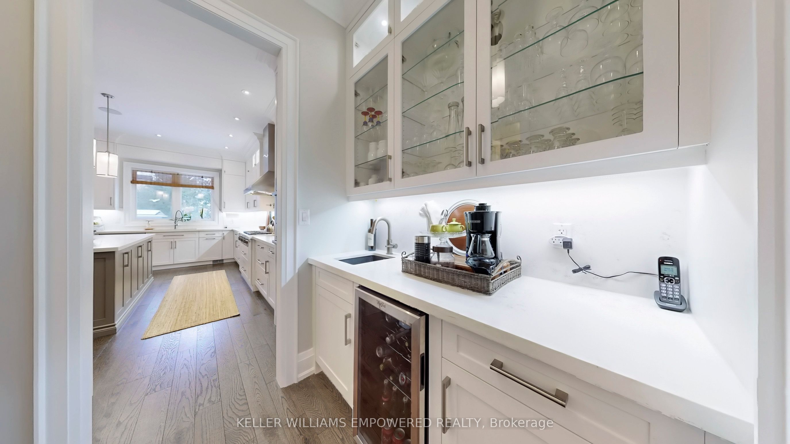 29 Bedford Park Avenue Property Photo 11
