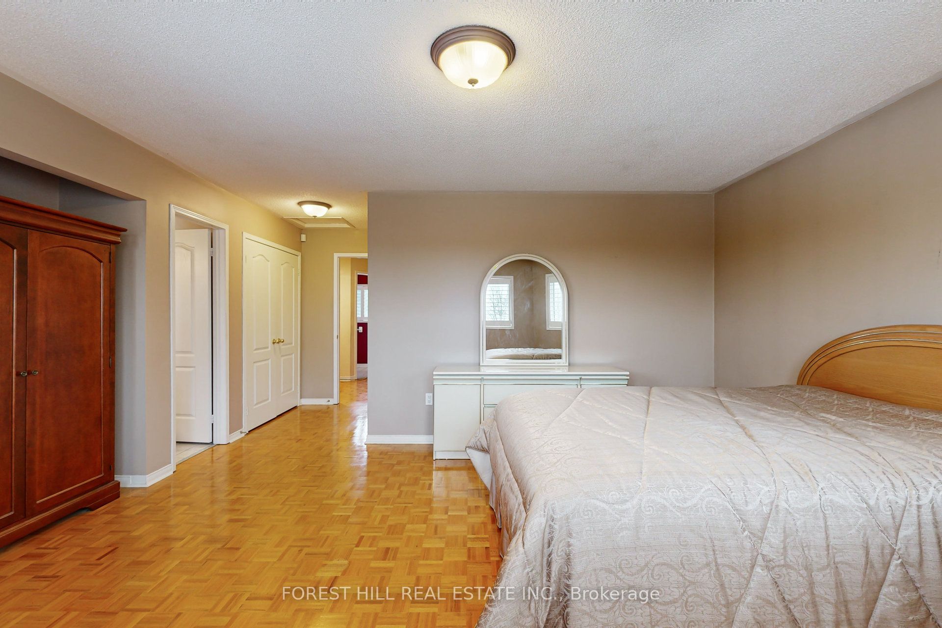 64 Royalpark Way Property Photo 30
