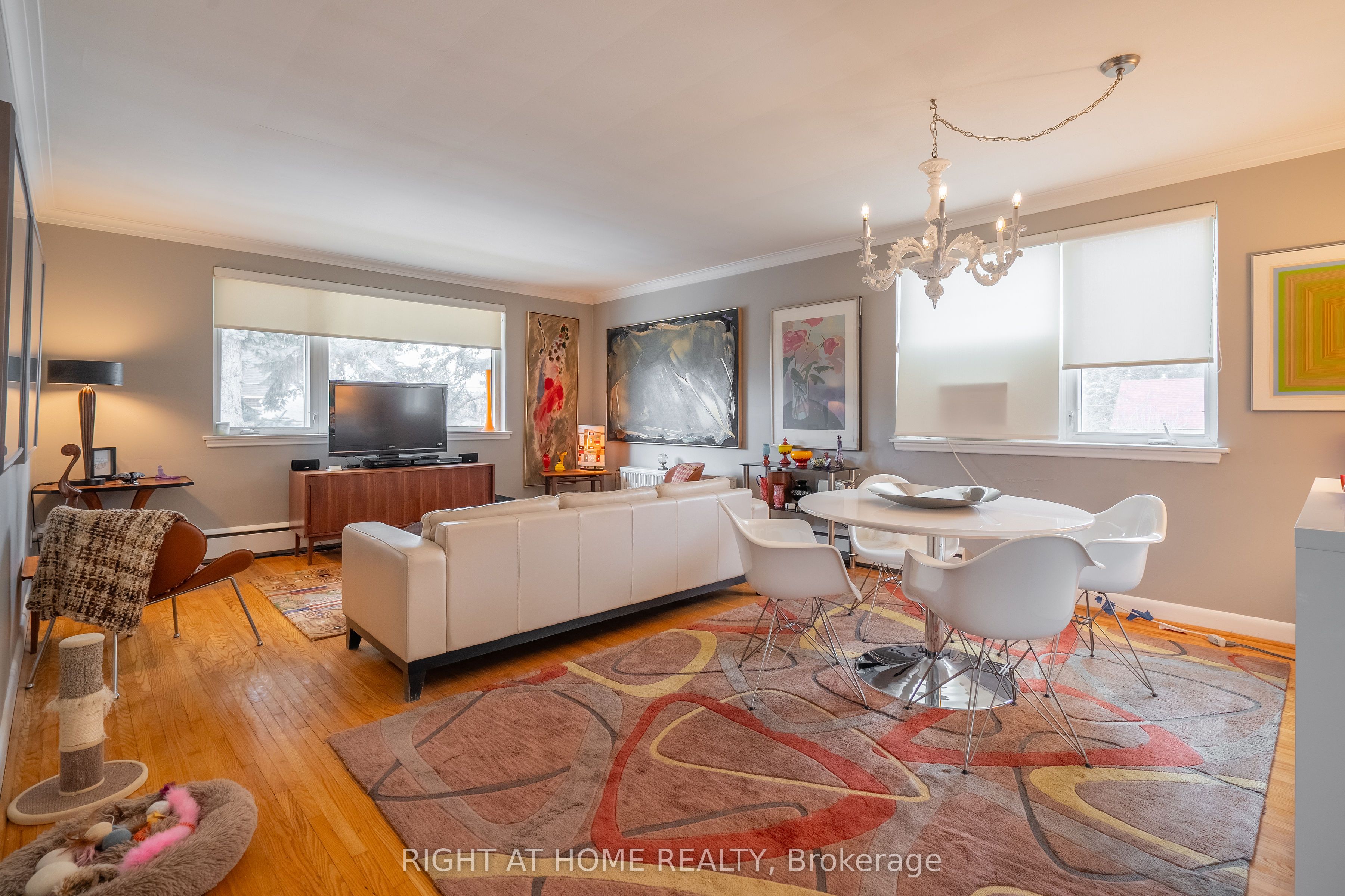 285 Richmond Street Property Photo 5
