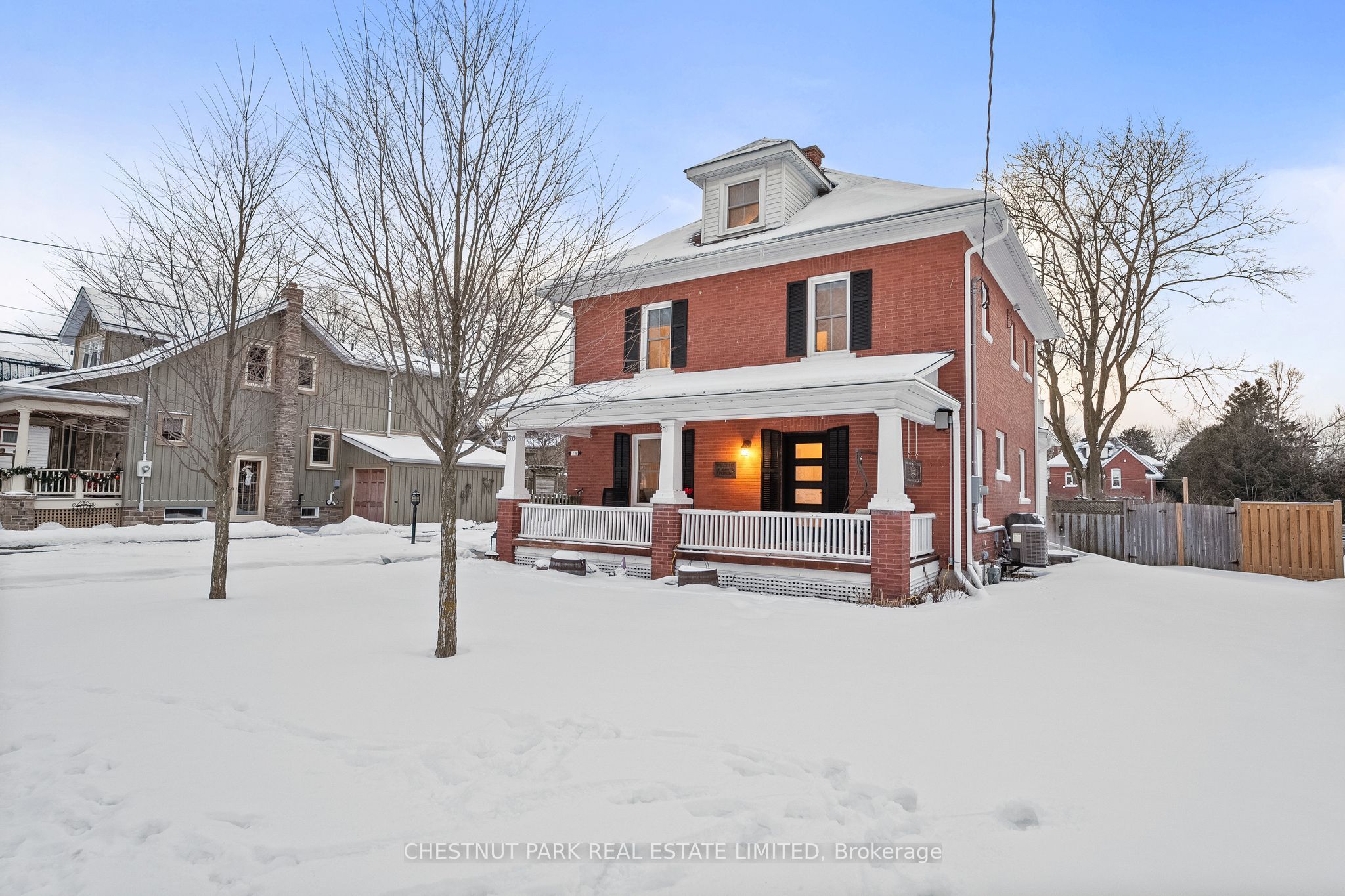 36 Third Avenue Property Photo