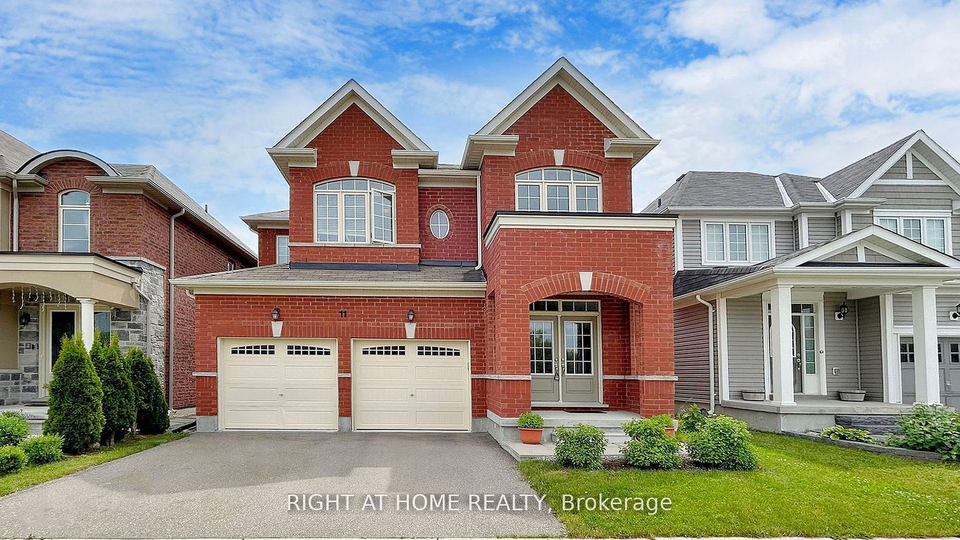 11 Robert Wilson Cres Property Photo