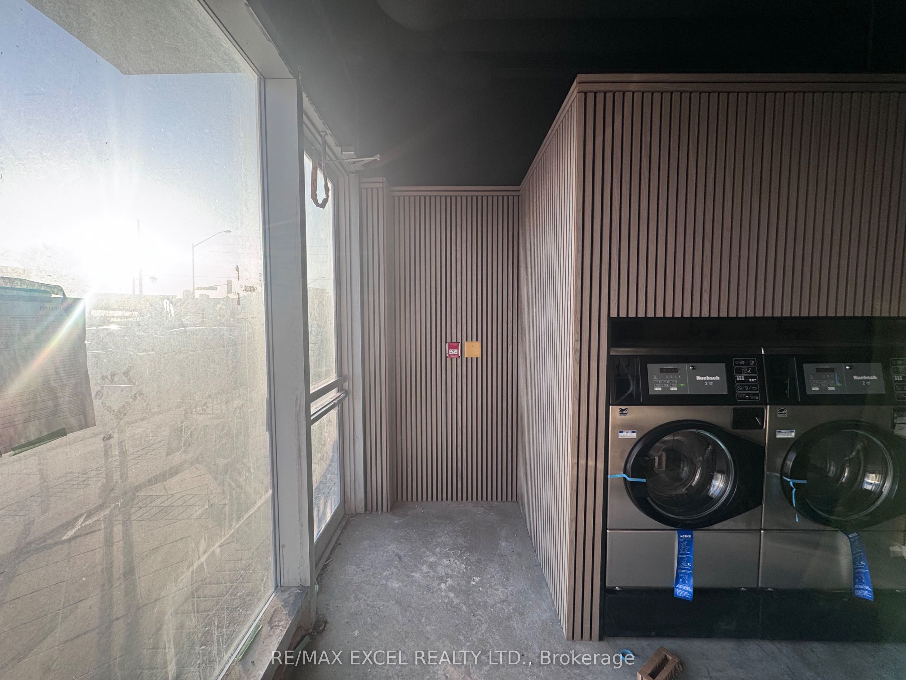 #a11 - 8333 Kennedy Road Property Photo 4