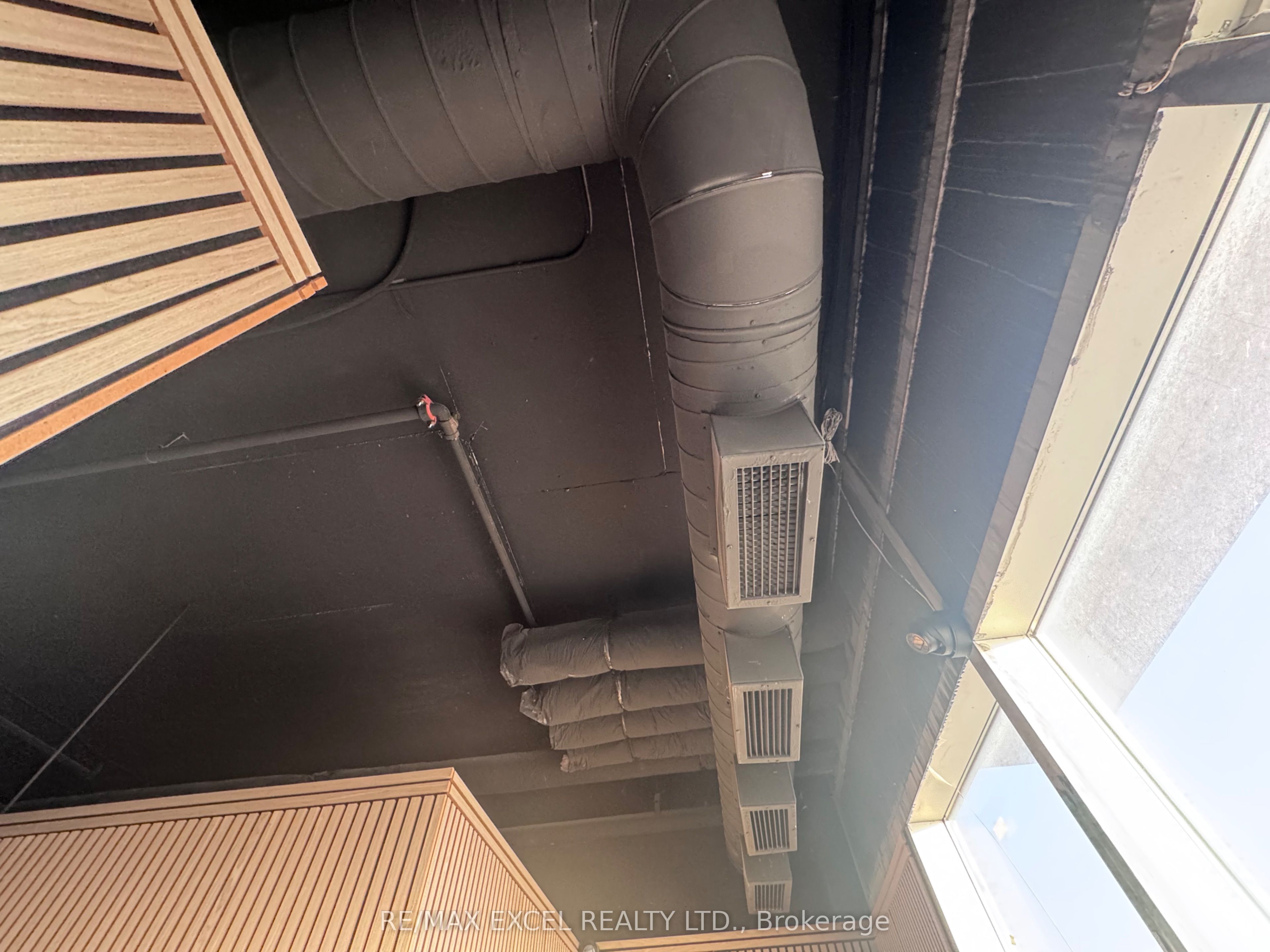 #a11 - 8333 Kennedy Road Property Photo 13
