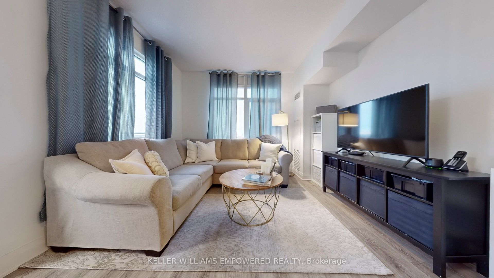 #904 - 24 Woodstream Boulevard Property Photo