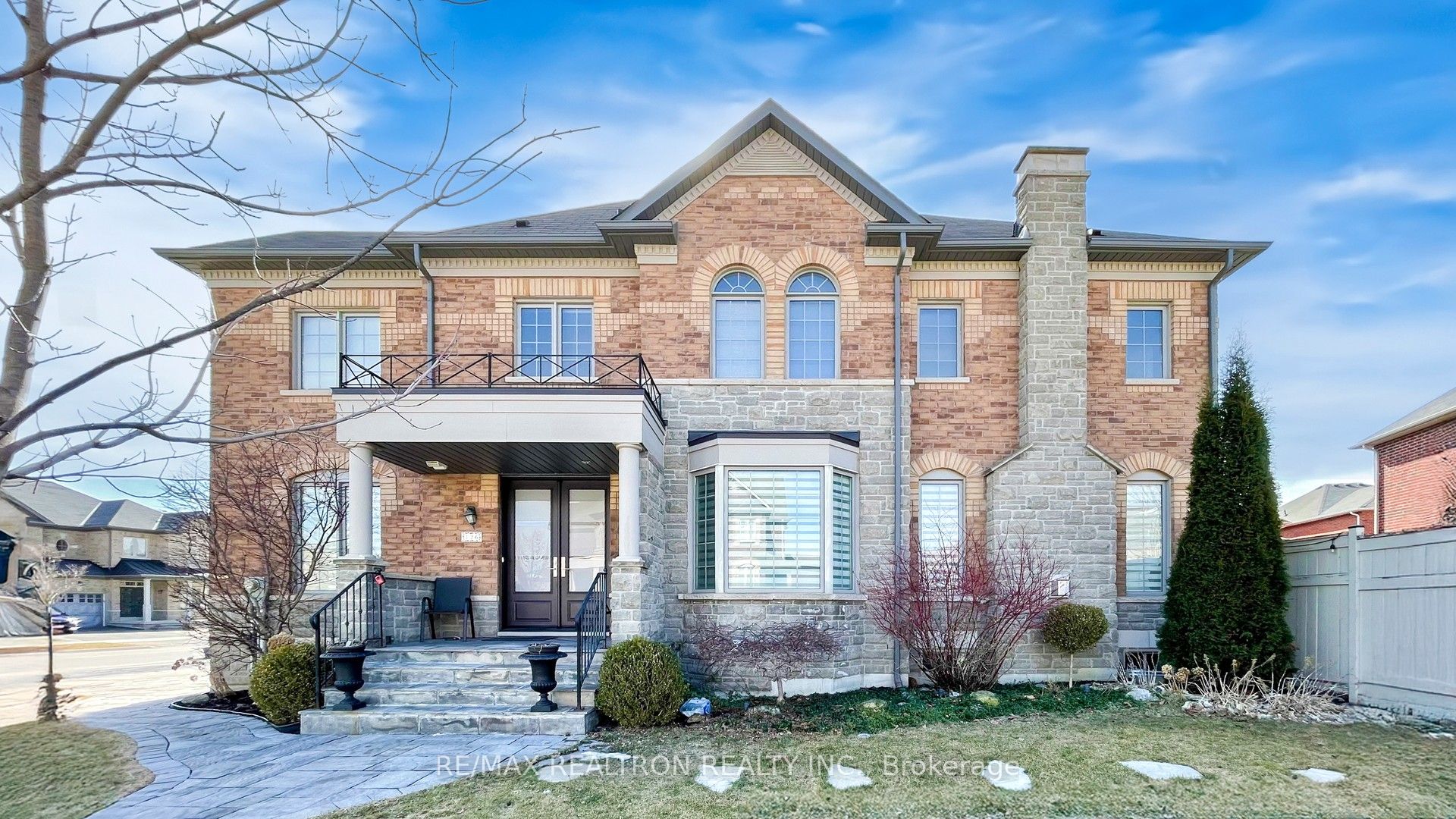 126 William Berczy Blvd Property Photo