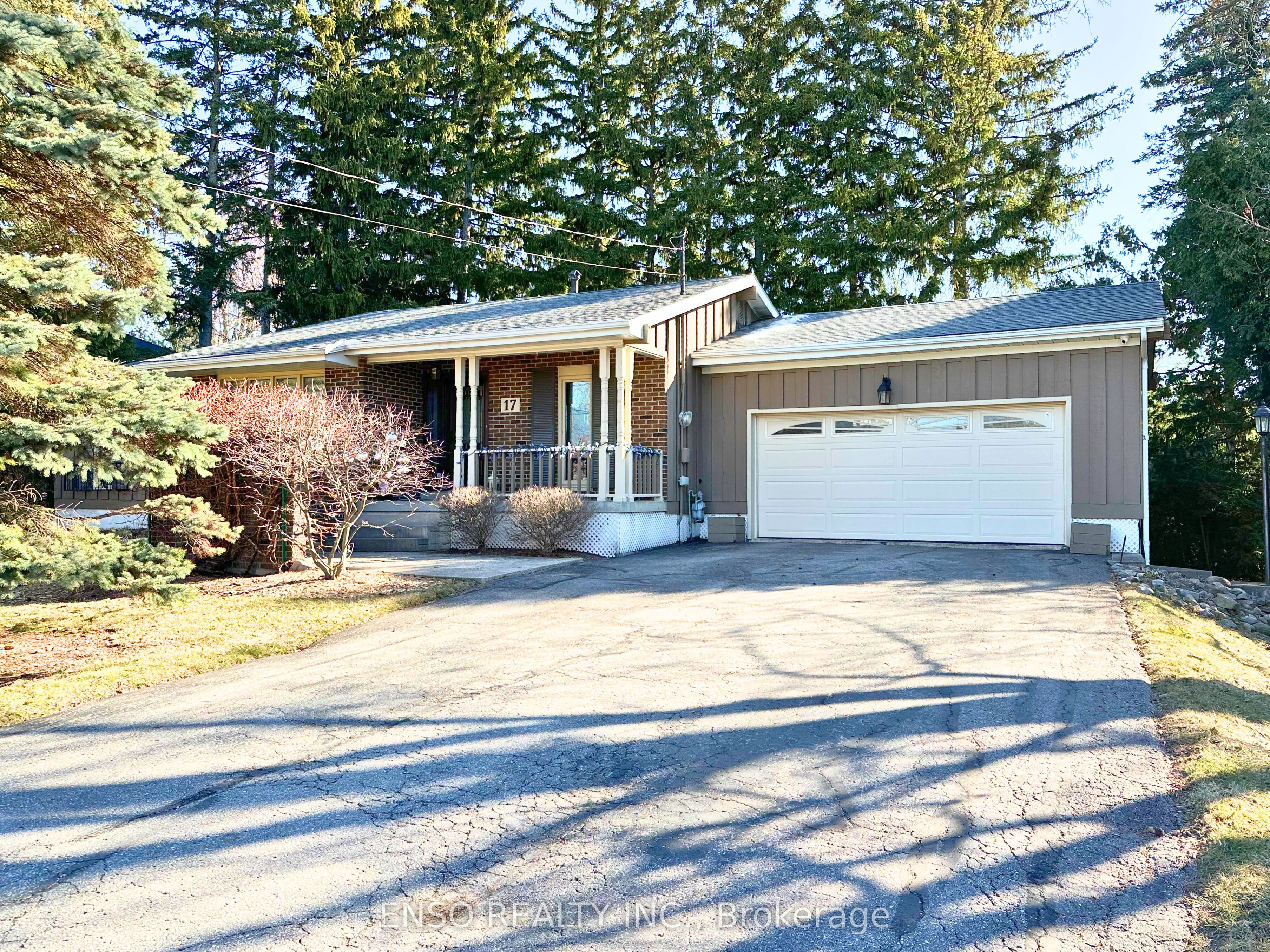 17 Ovida Boulevard Property Photo
