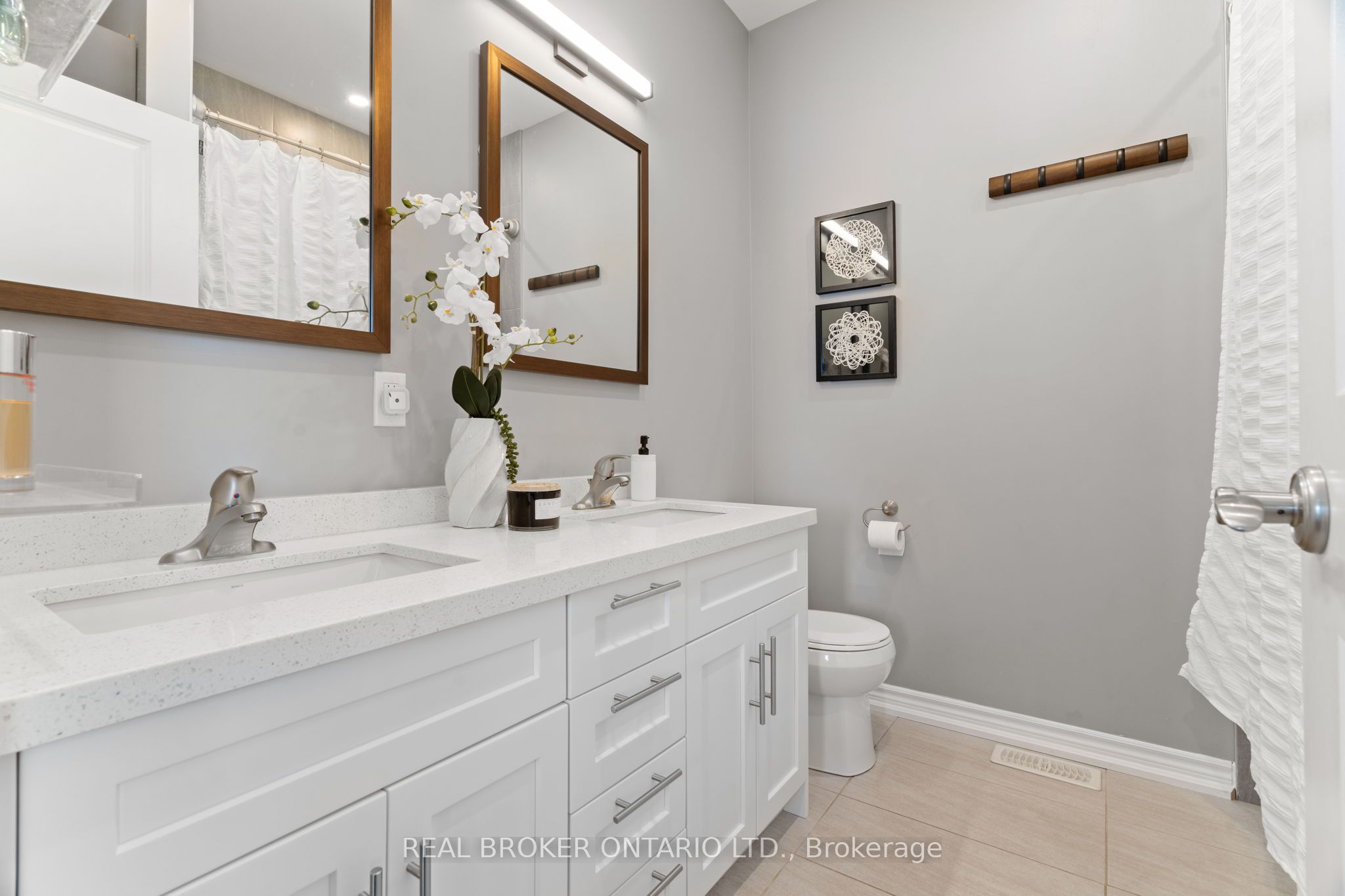 9194 Tandragee Road Property Photo 20