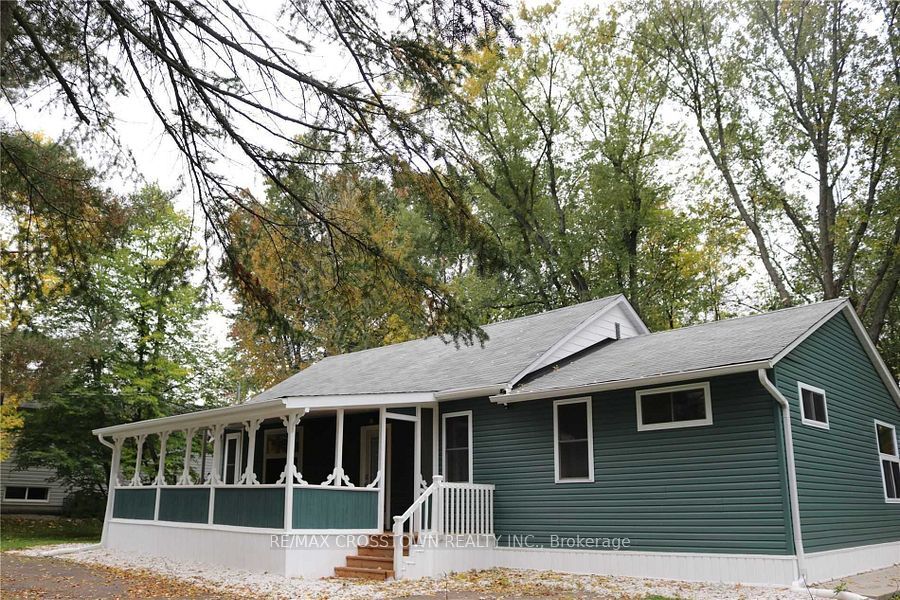 1056 Elm Rd Property Photo