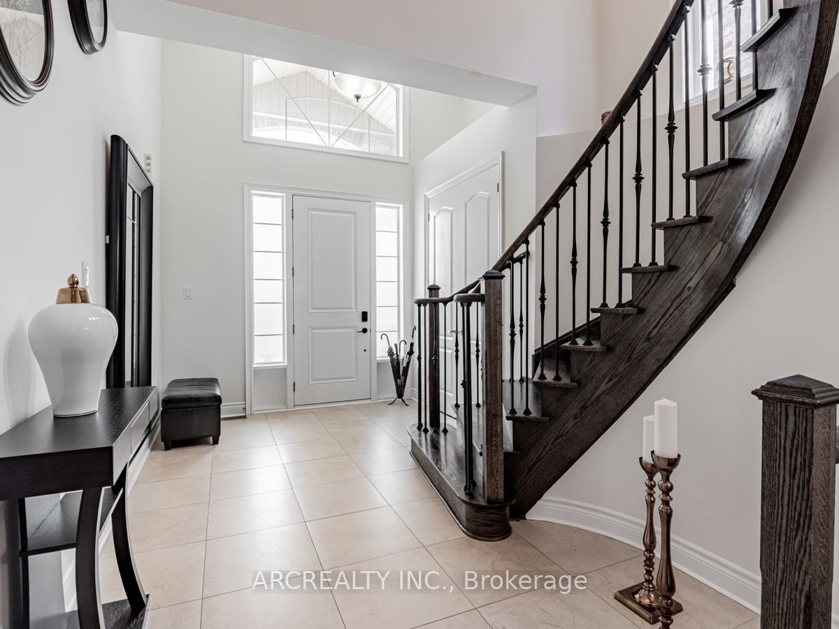 150 Chatfield Drive Property Photo 3