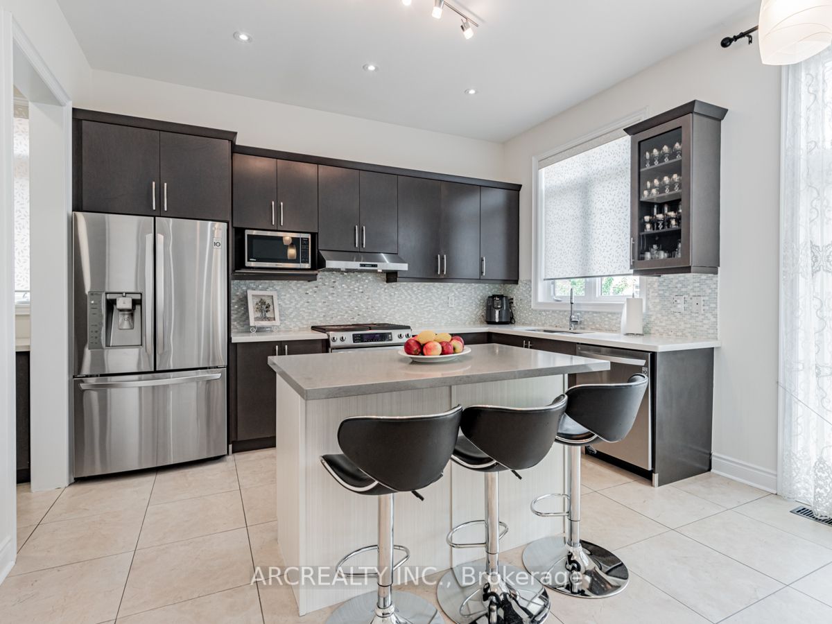 150 Chatfield Drive Property Photo 14