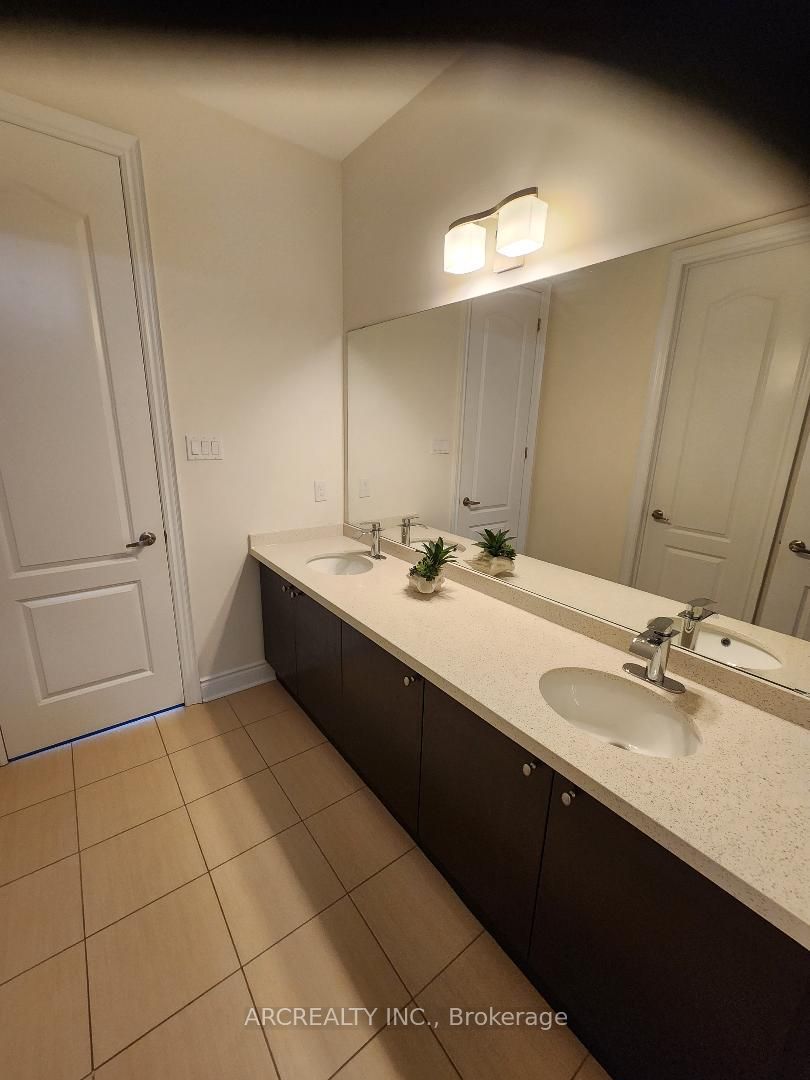 150 Chatfield Drive Property Photo 30