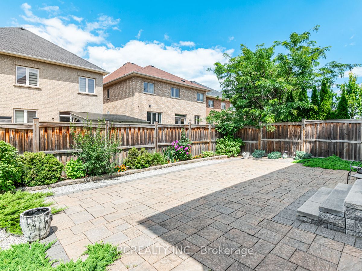 150 Chatfield Drive Property Photo 37