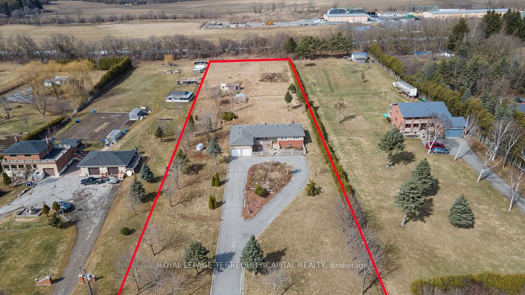 2104 St Johns Sideroad Property Photo