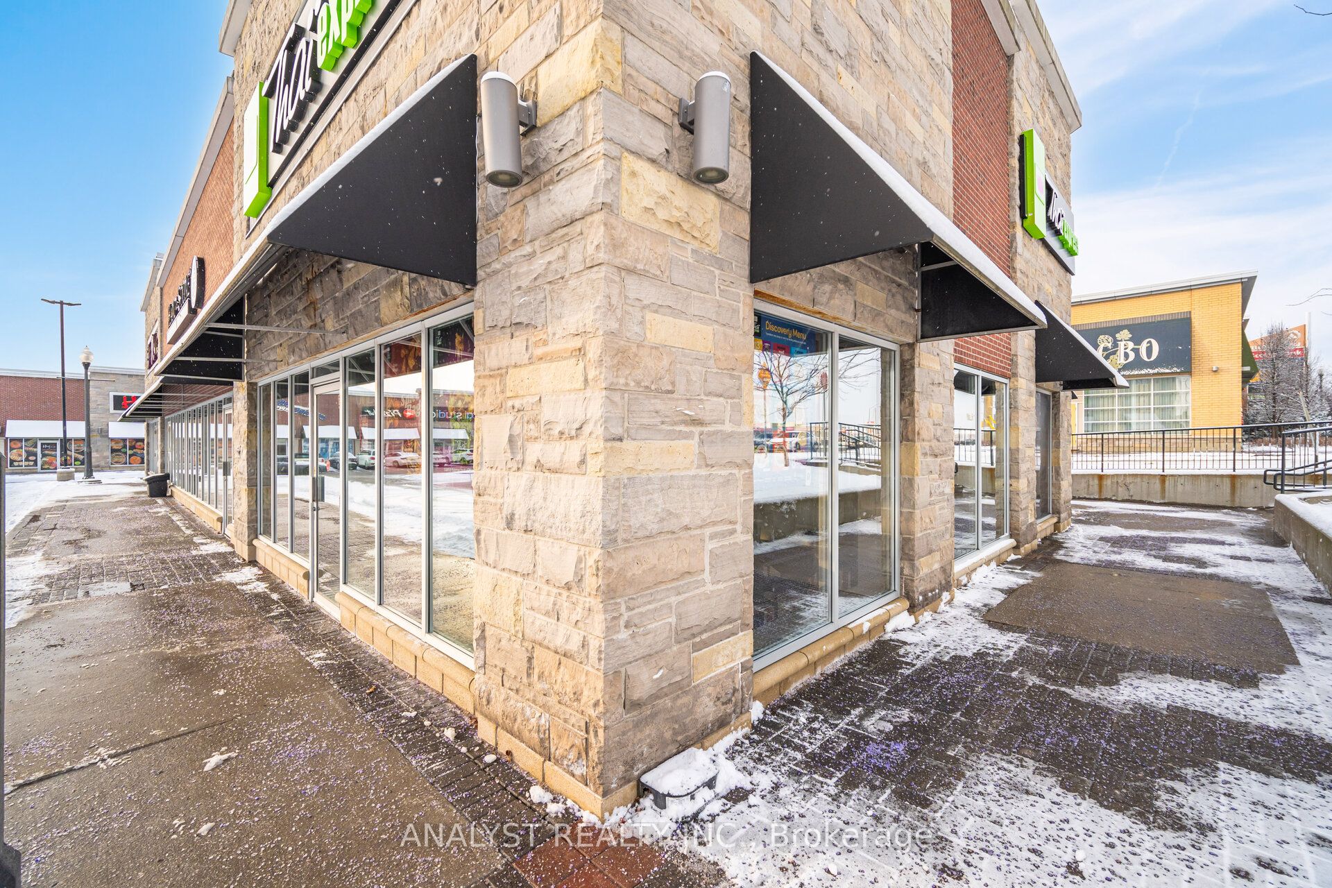 #bdg F #3 - 3621 Major Mackenzie Drive Property Photo 6