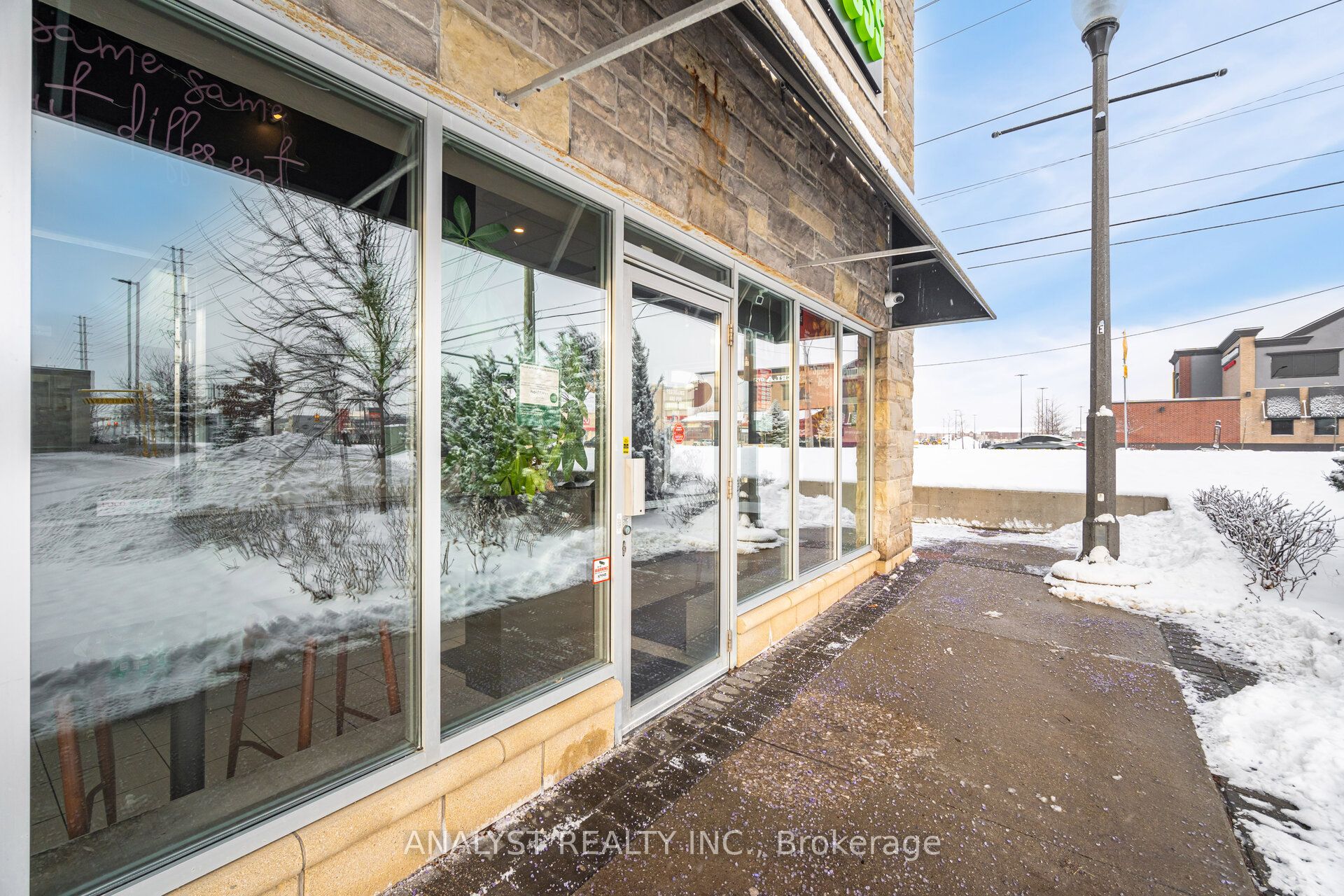 #bdg F #3 - 3621 Major Mackenzie Drive Property Photo 7